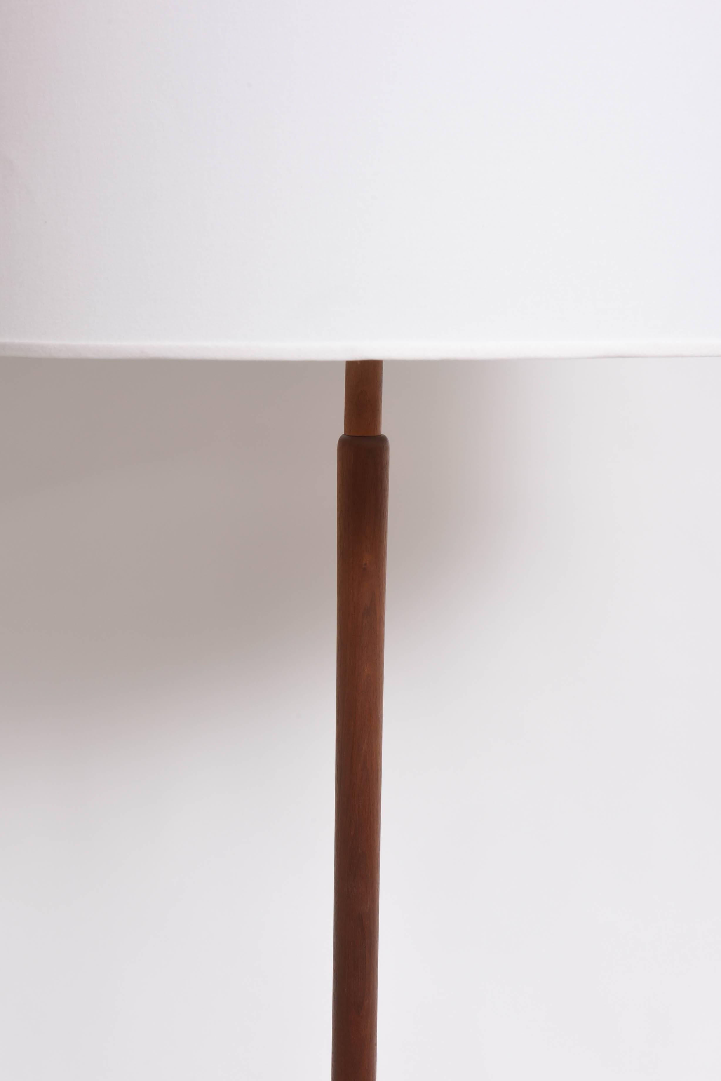American Mid-Century Modern America Ceramic, Walnut Gordon & Jane Martz Table Floor Lamp