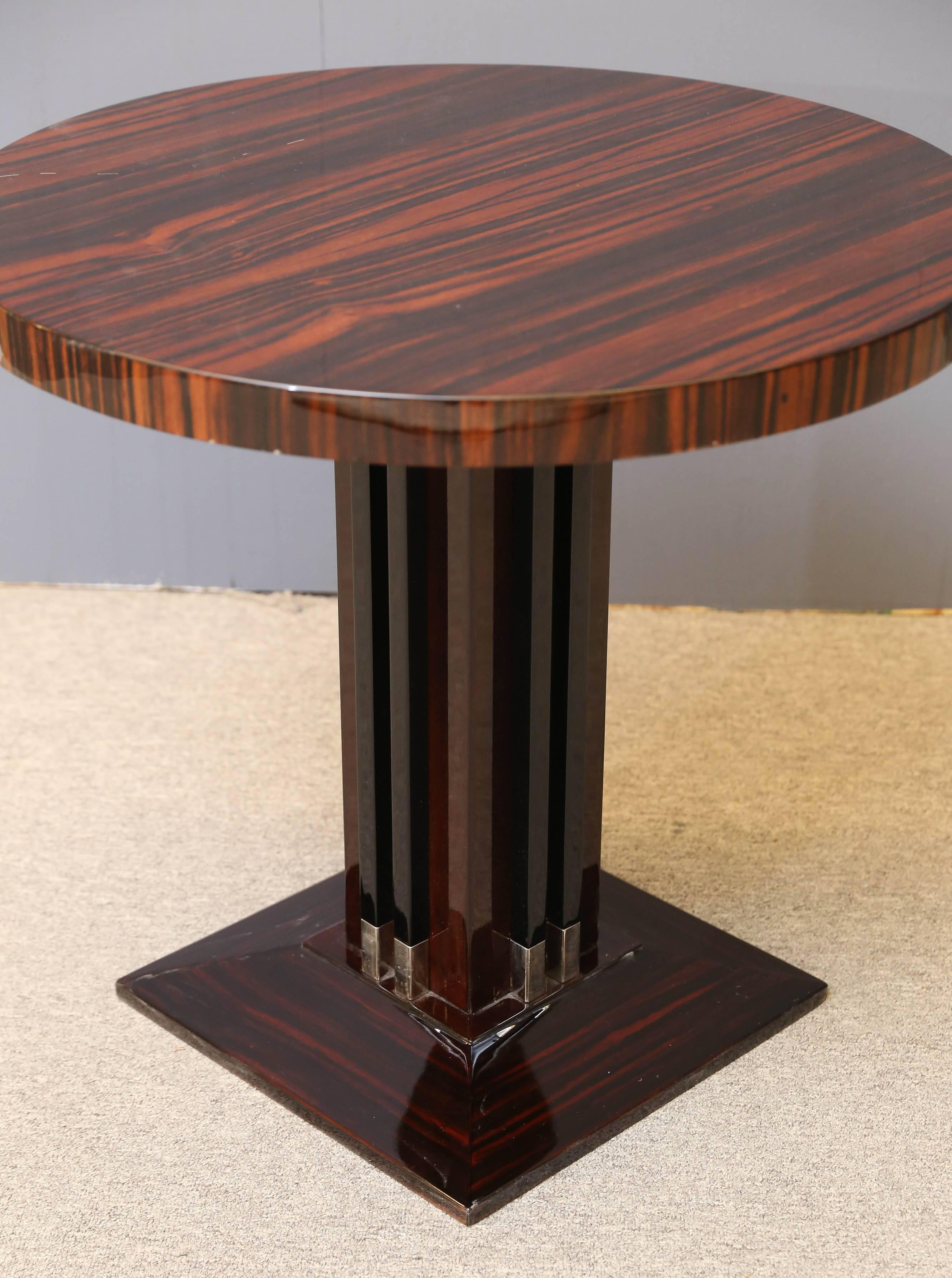 French Art Deco Round Top Occasional or Side Table