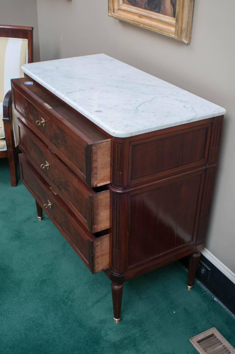 Directoire Style Three-Drawer Marble-Top Commode, France, circa 1850 In Excellent Condition In Alexandria, VA