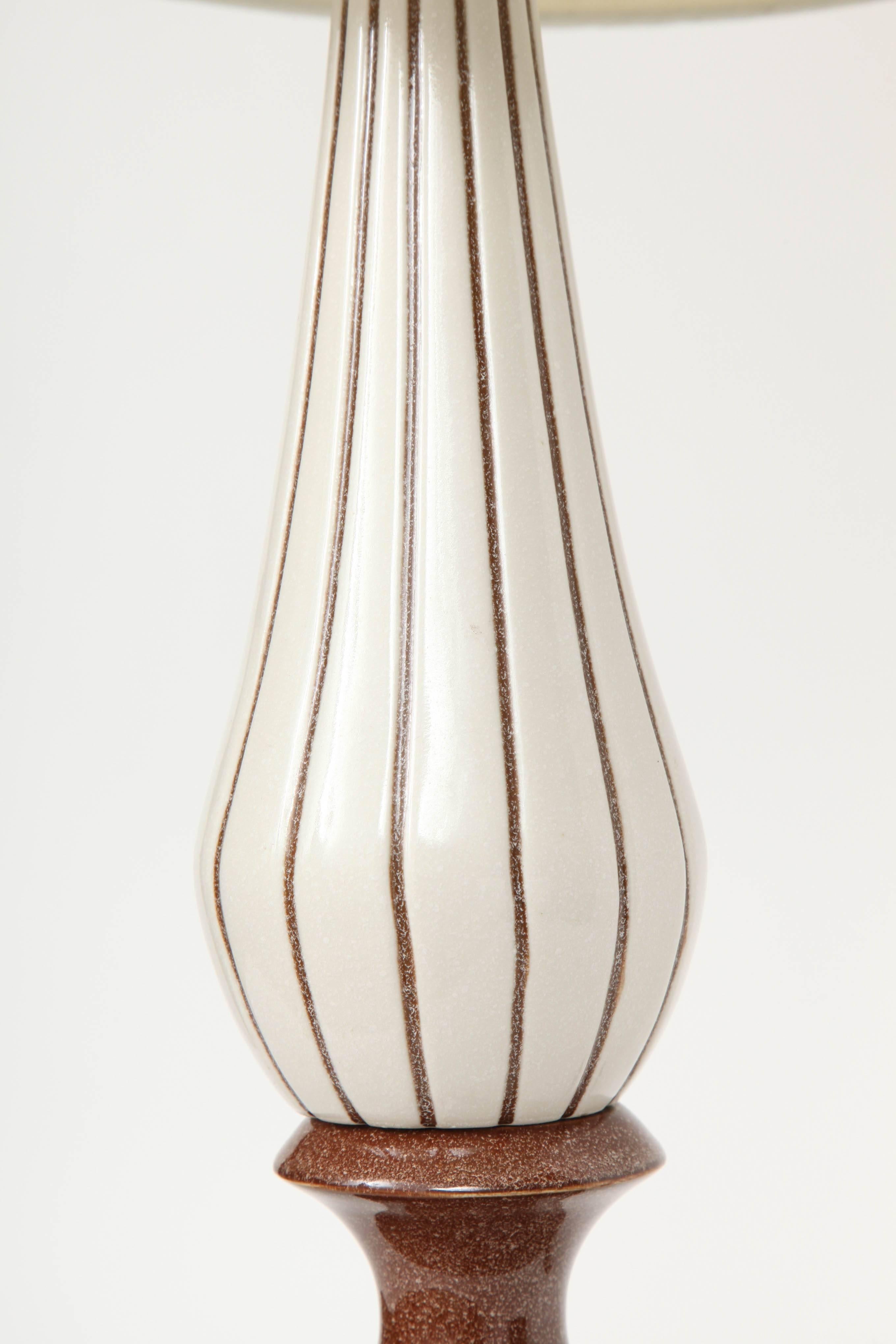 20th Century Pair of Mid-Century Brown Pinstripe White Ceramic Lamps