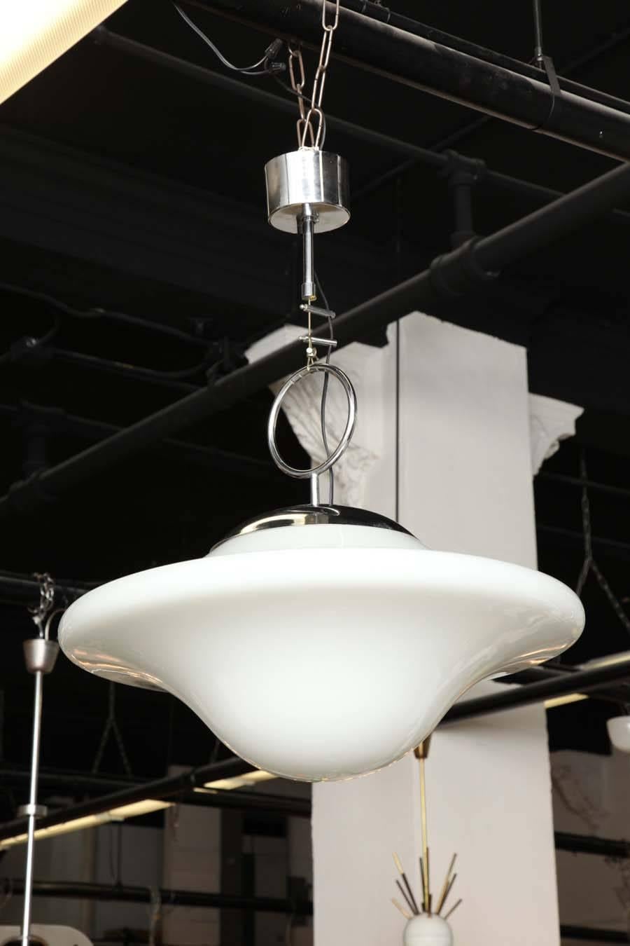 Hand-Crafted Vistosi Chandelier Made in Milan, 1970 For Sale