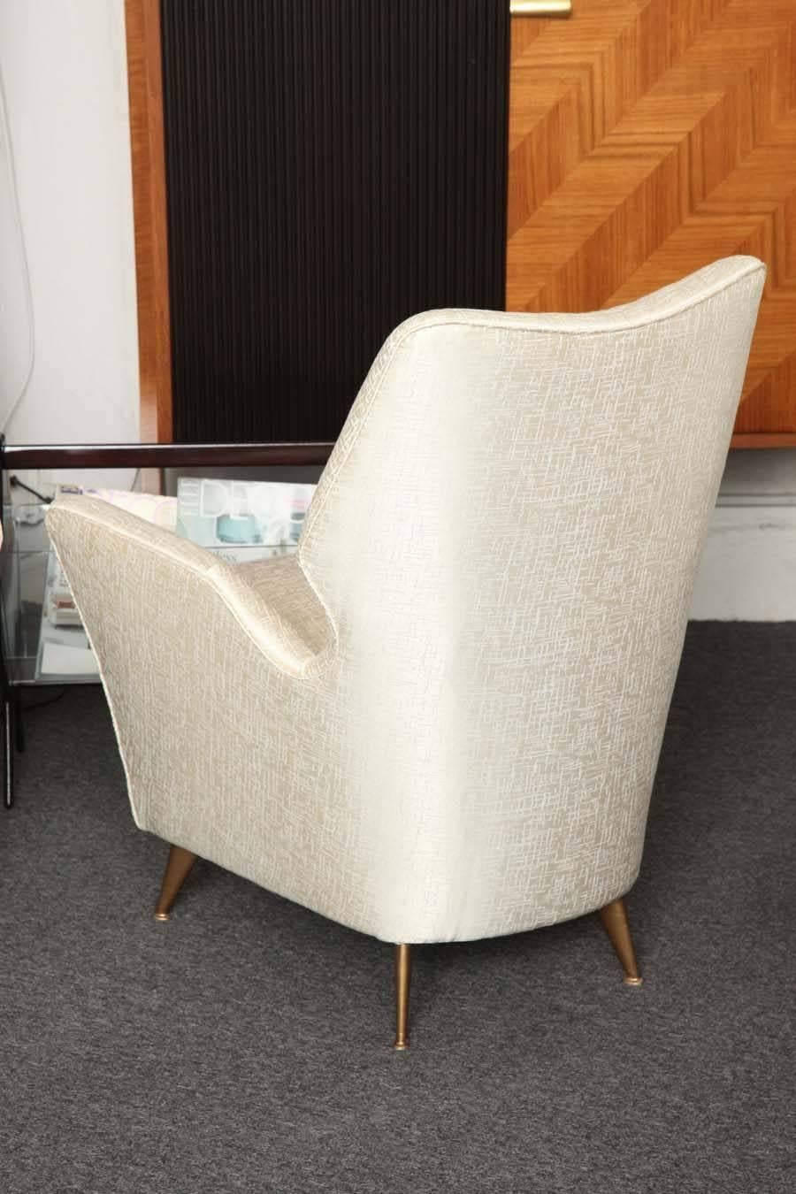 Pair of High Back Armchairs Made in Milan For Sale 1