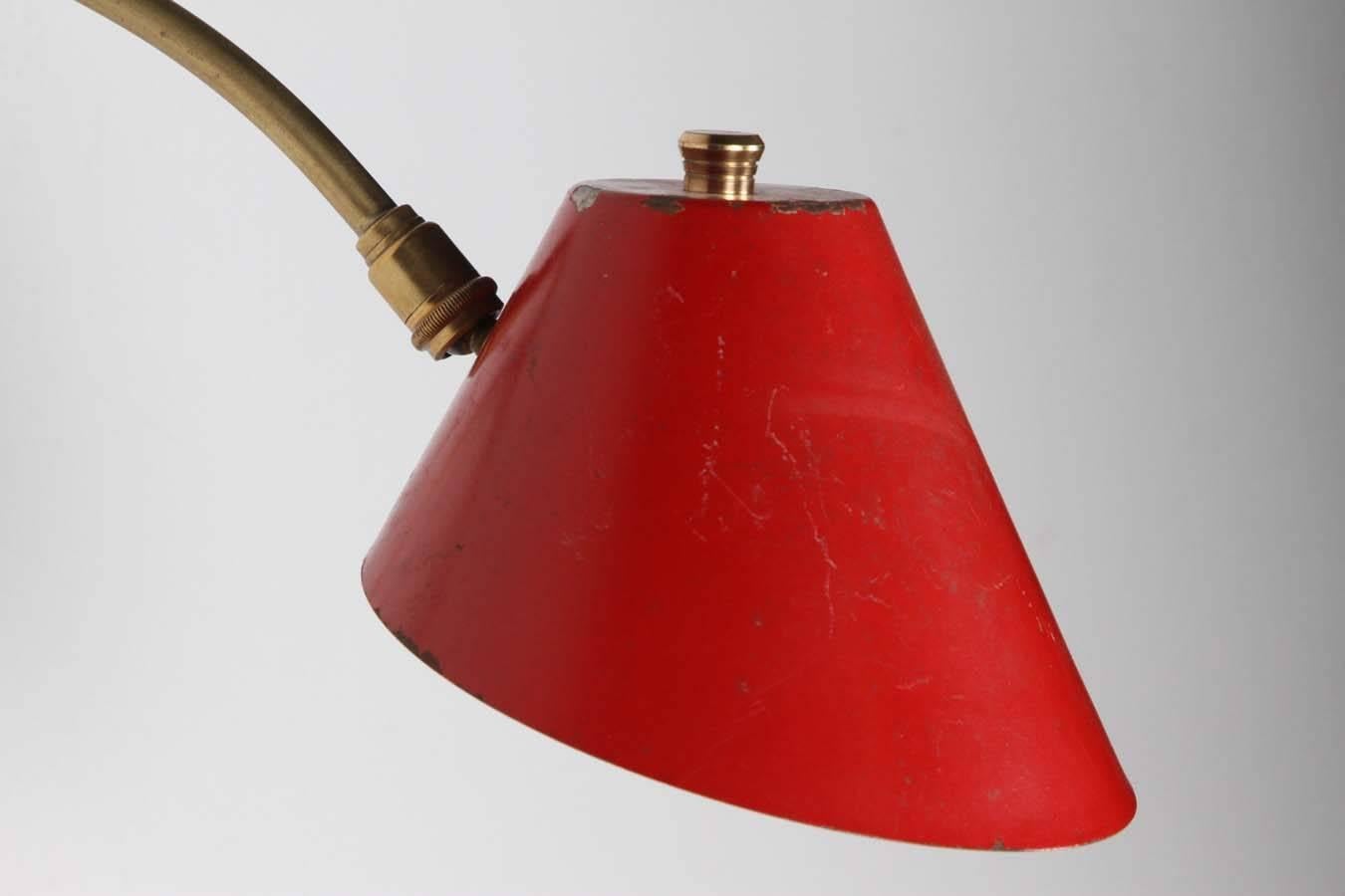 French Cocotte 1950s Brass and Painted Metal Table Lamp, Also Hangs as a Sconce  For Sale 2