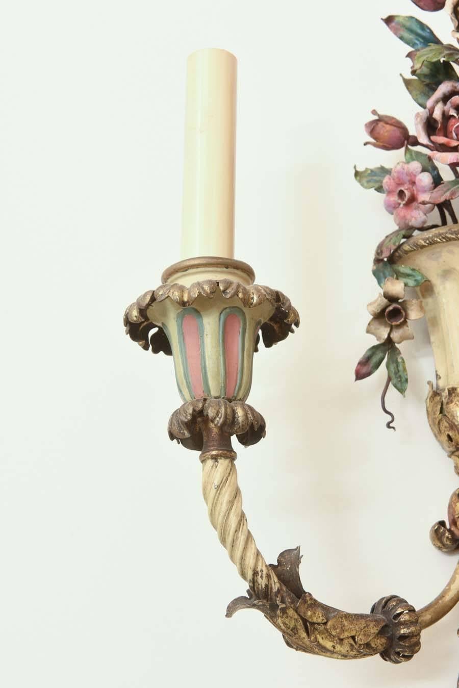 Pair of Finely-Made Floral Urn Form Wall Sconces, Early 20th Century For Sale 1