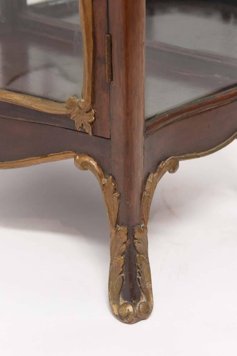 curial cabinet