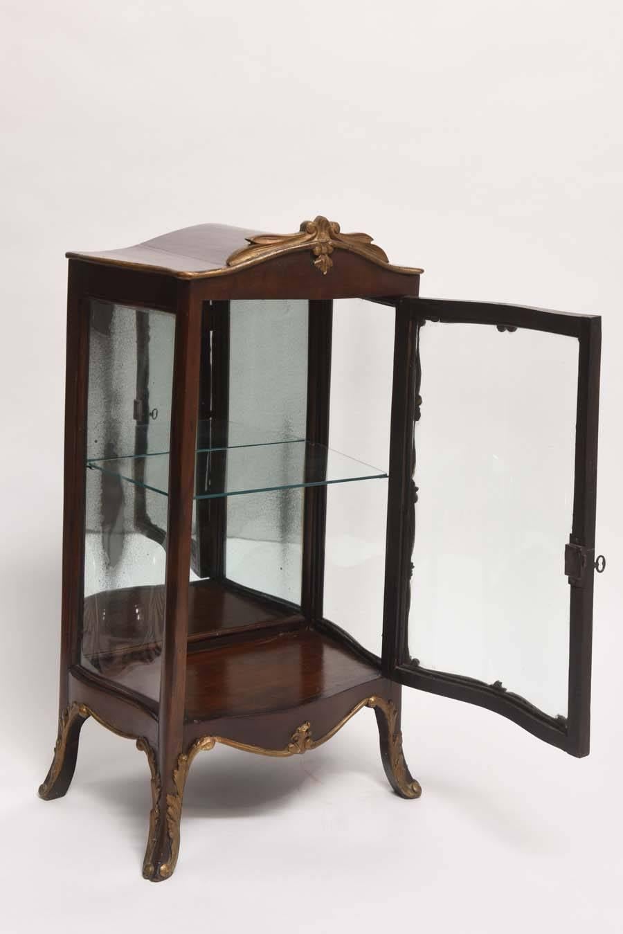 Antique French Wood and Gilt Curio Cabinet In Good Condition In West Palm Beach, FL