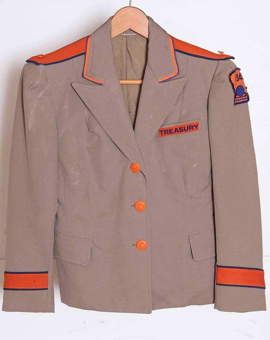 Trio Original 1940 New York Worlds Fair Stylin' Administrative Jackets In Good Condition For Sale In Dallas, TX