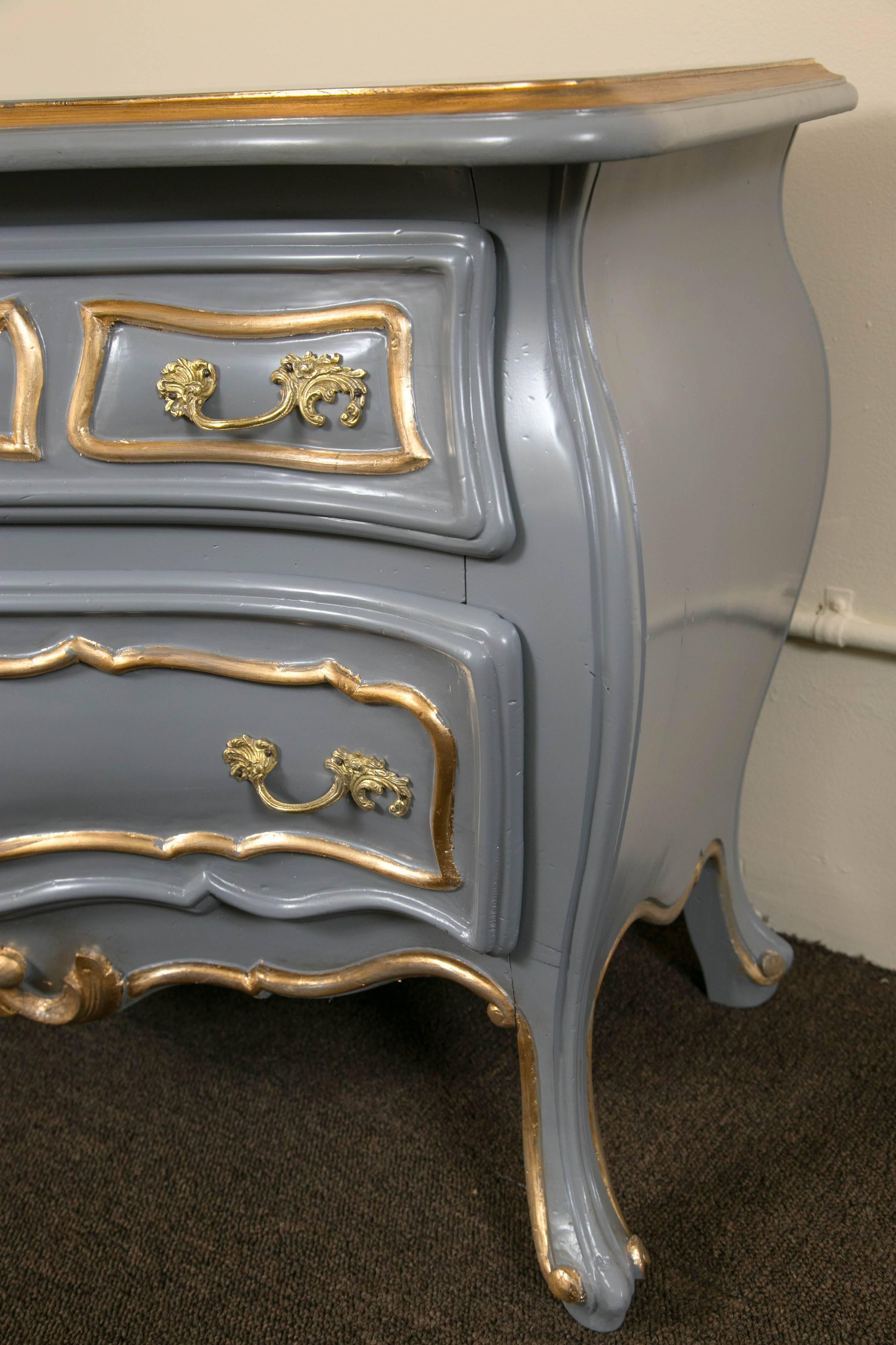 Pair Louis XV Style Parcel Paint and Gilt Decorated Bombe Commodes Nightstands 2