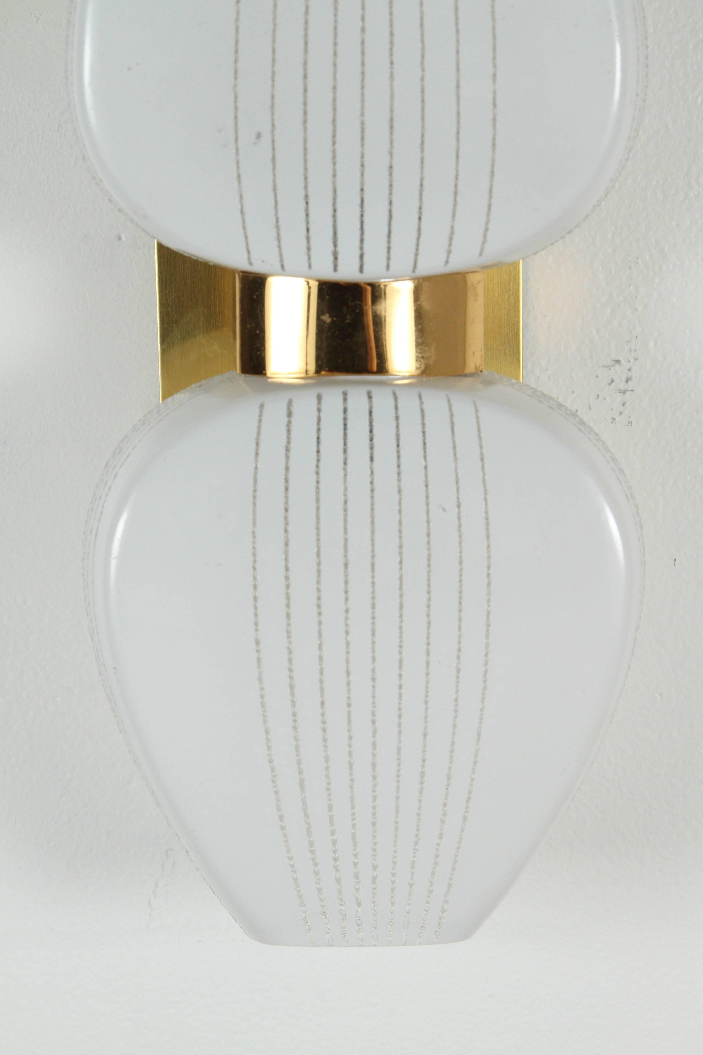 Mid-Century French Sconce In Excellent Condition In Los Angeles, CA