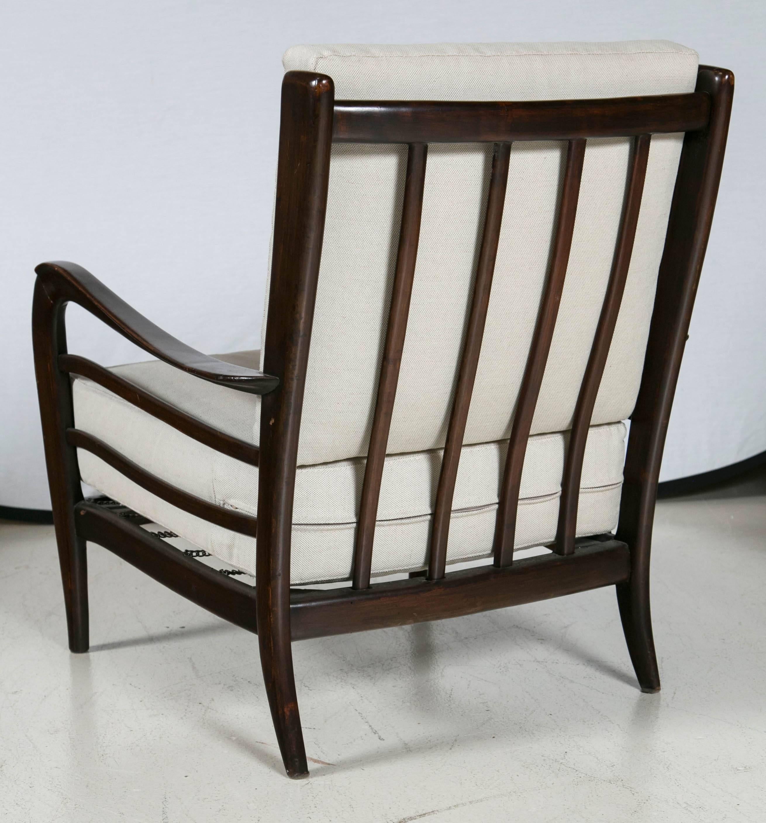 Mid-Century Modern Pair of Lounge Chairs Attributed to Paolo Buffa