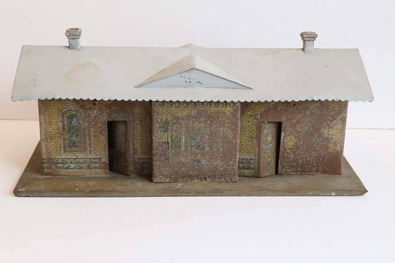 Antiguo depósito de trenes en miniatura clásico estadounidense