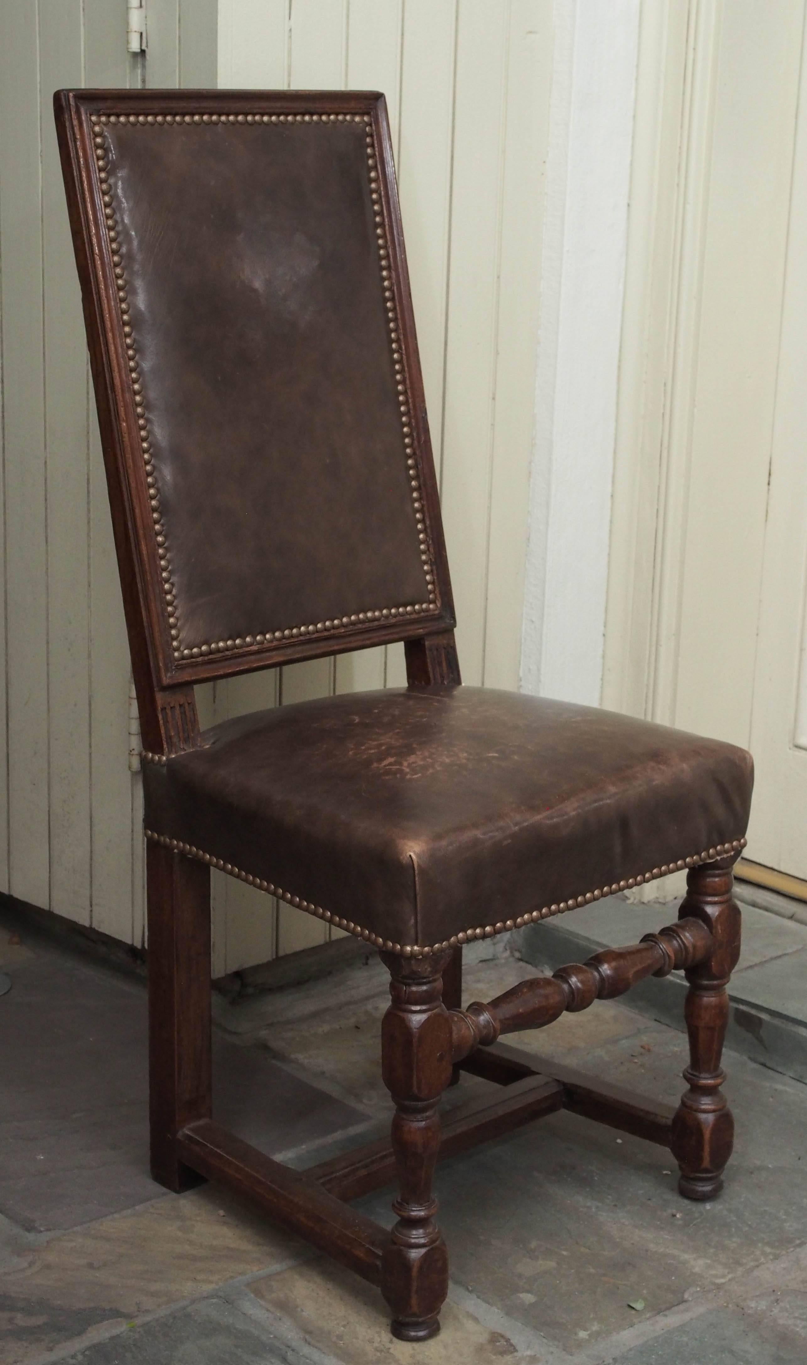 Pair of 17th Century Leather and Walnut Side Chairs In Good Condition For Sale In New Orleans, LA