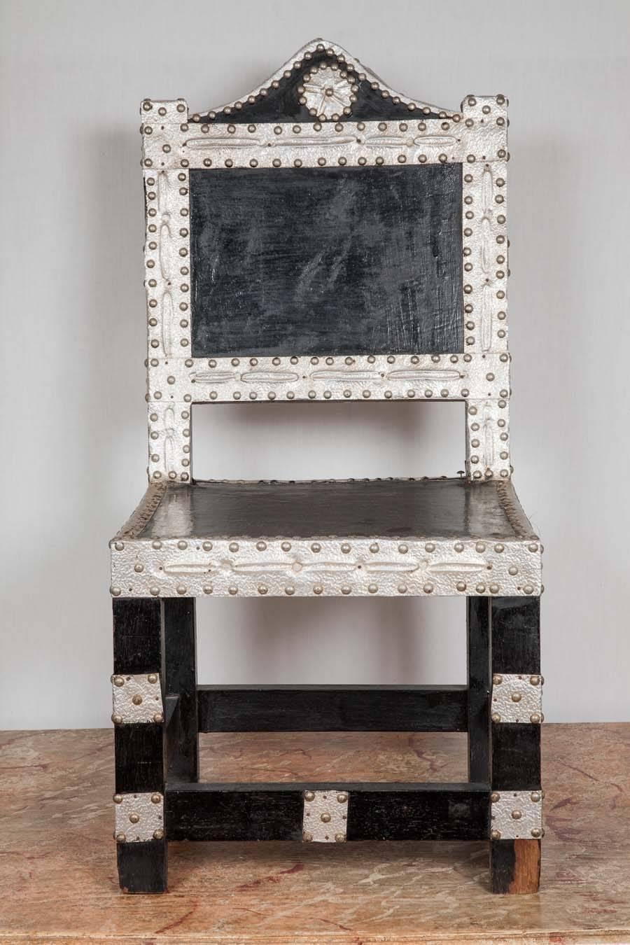 Early 20th Century Ebonized and Silvered Hall Chair In Excellent Condition In London, GB