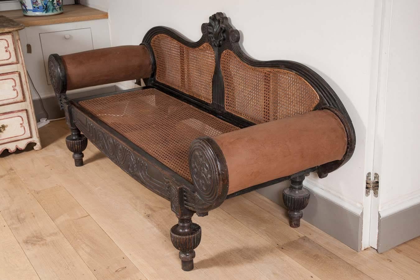 19th Century Ebonised Carved Ceylonese Settee In Good Condition For Sale In London, GB