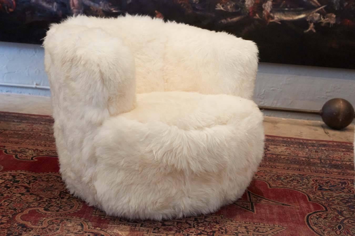 Pair of Chairs in Sheepskin, Denmark, 1930 In Good Condition In Los Angeles, CA