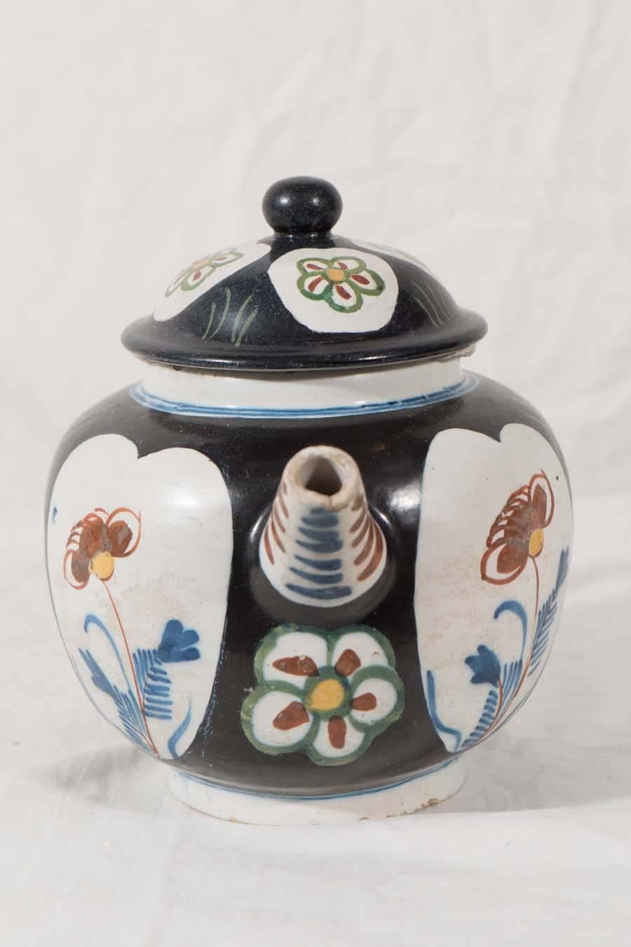 Early 18th Century Dutch Delft Individual Tea Pot 1