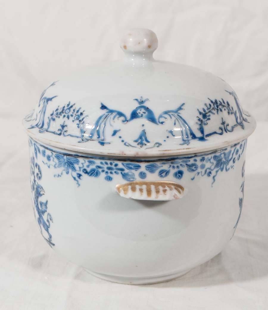 18th Century Antique Chinese Porcelain Armorial Jar Blue