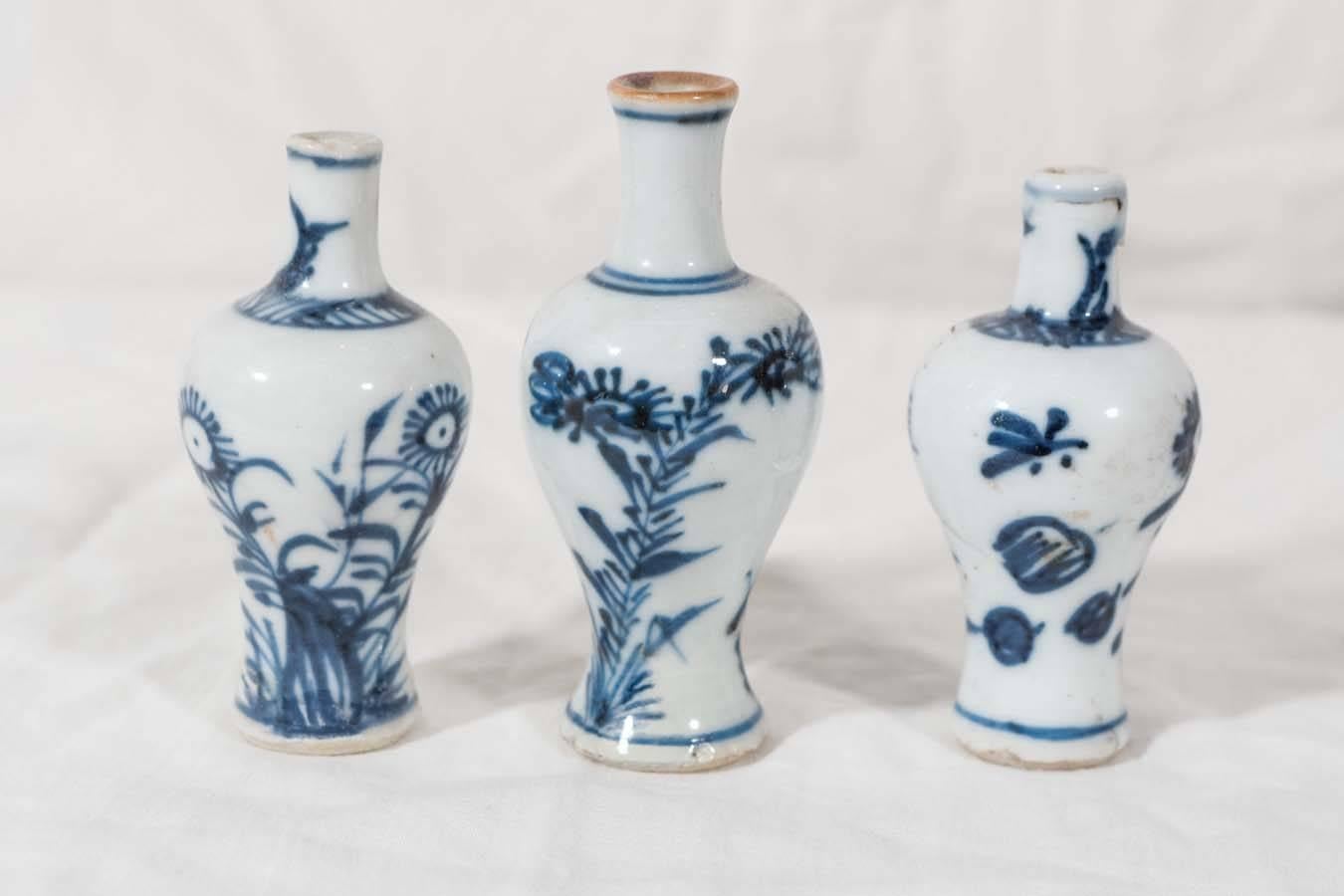 Ming Chinese Blue and White Porcelain, Five-Piece Miniature Garniture