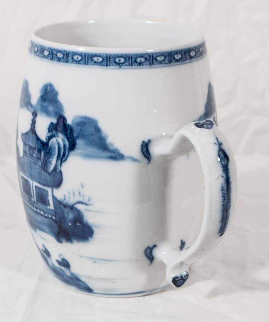 Qing Late 18th Century Chinese Blue and White Porcelain Mug