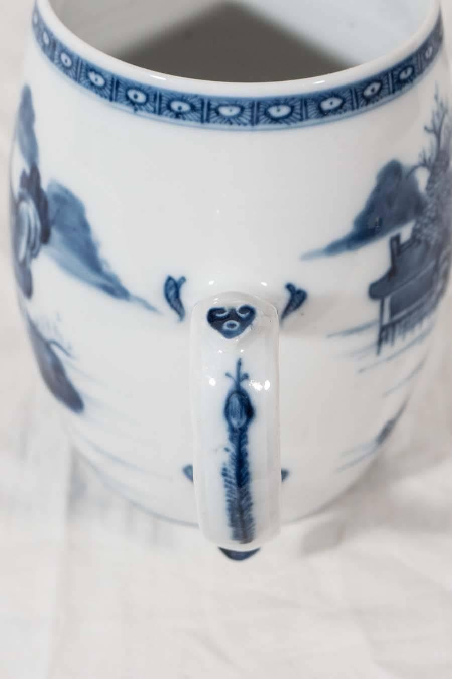 Hand-Painted Late 18th Century Chinese Blue and White Porcelain Mug