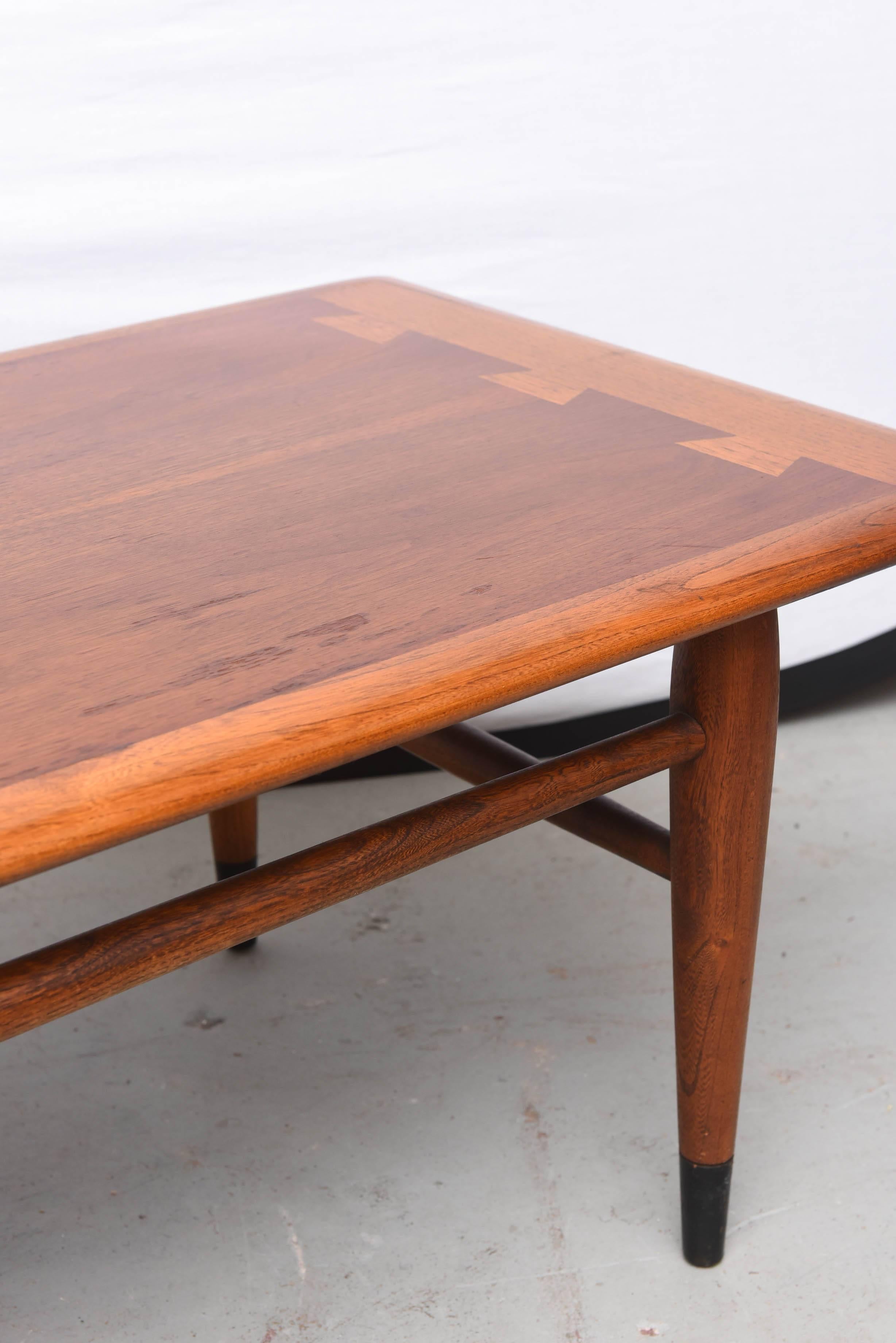 lane acclaim surfboard coffee table