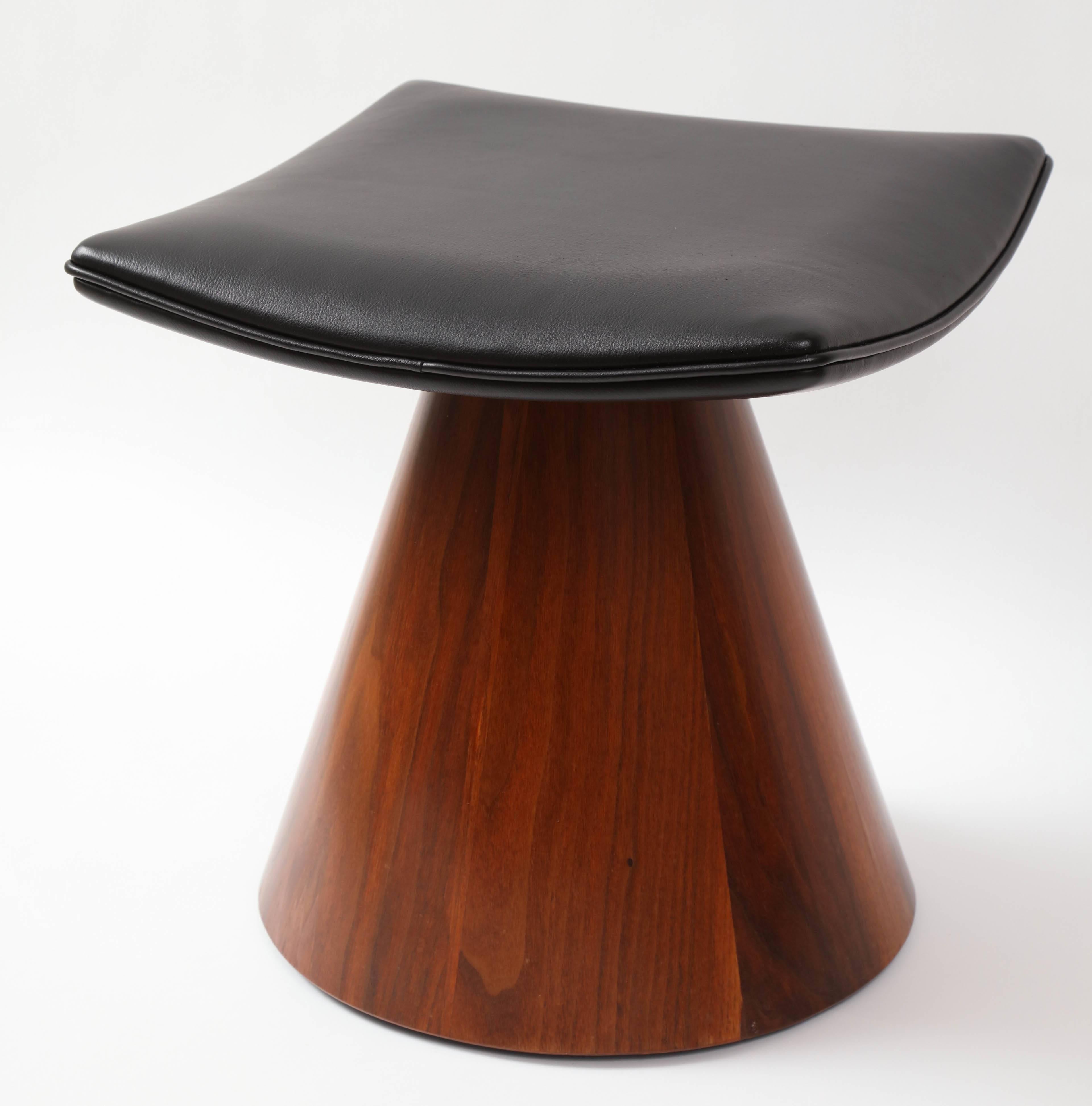 Pair of William Keyser's walnut and leather pedestal stools were commissioned by the  Women's Council of Rochester Institute of Technology in 1966. The Women's Council of RIT had been formed under the direction of Aileen Osborn Webb. They chose