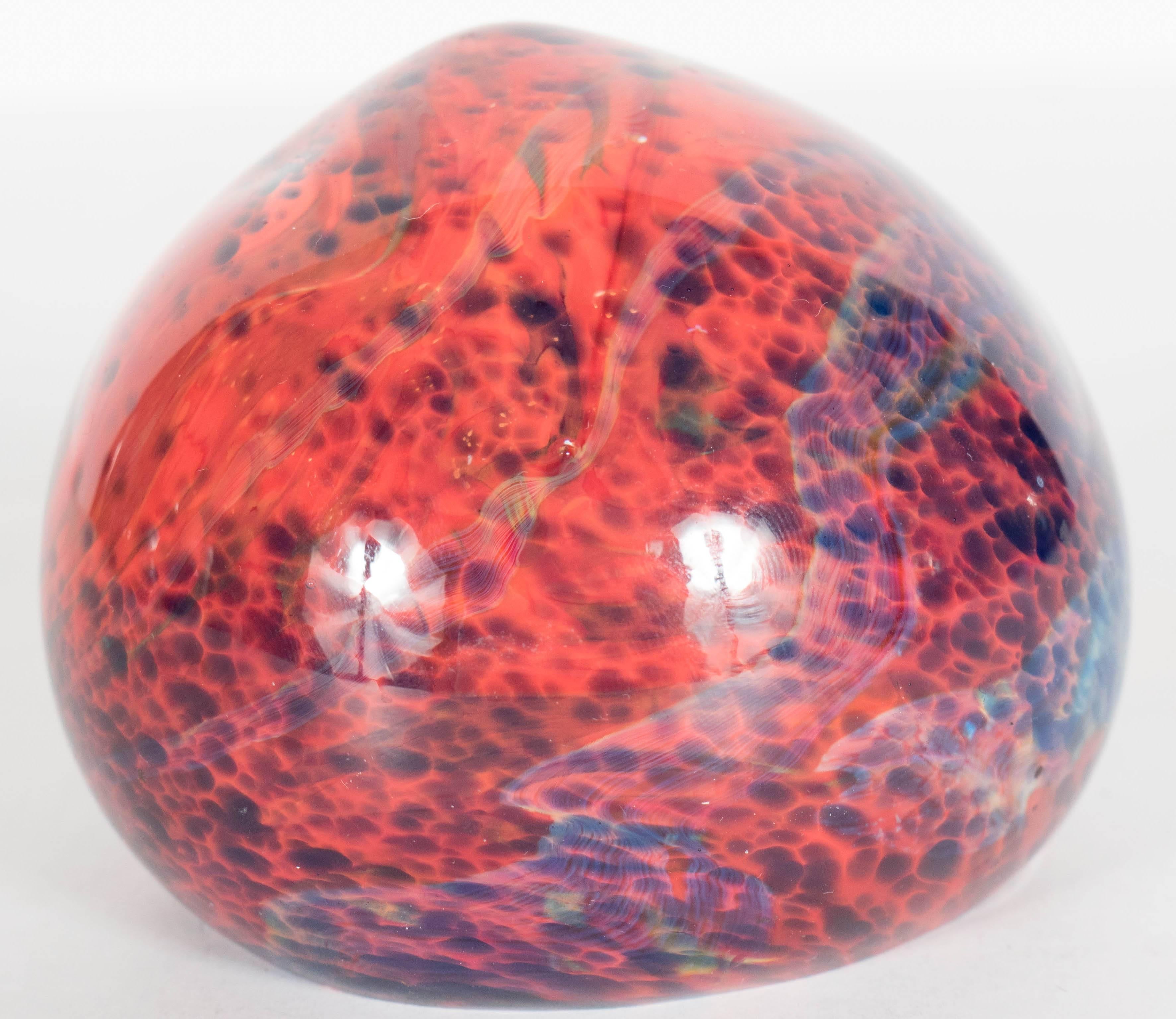 Dazzling Mid-century Modernist Murano Glass Paperweight In Excellent Condition In New York, NY