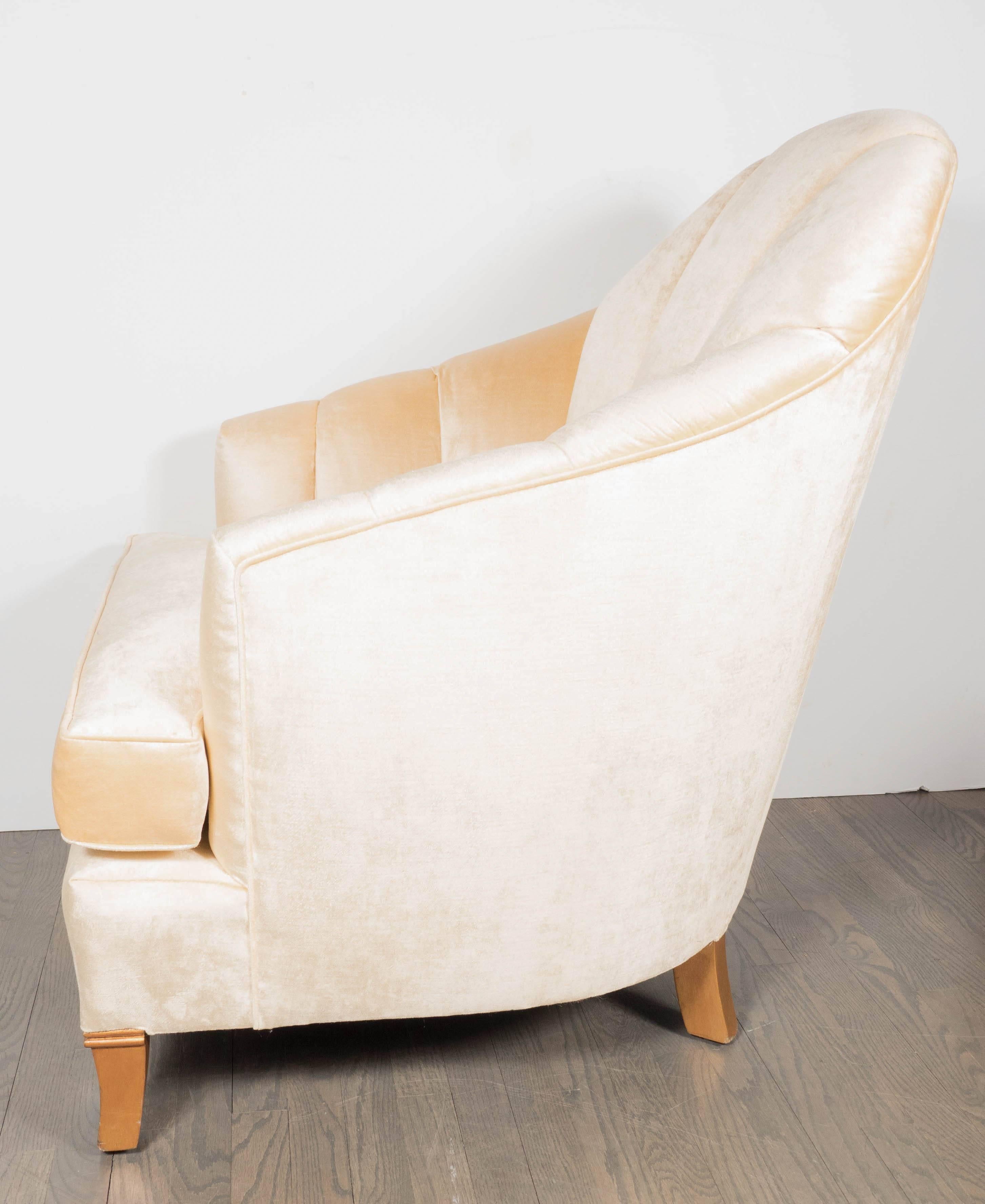 Mid-20th Century Elegant Pair of Channel-Back Art Deco Club Chairs in Cream Oyster Velvet