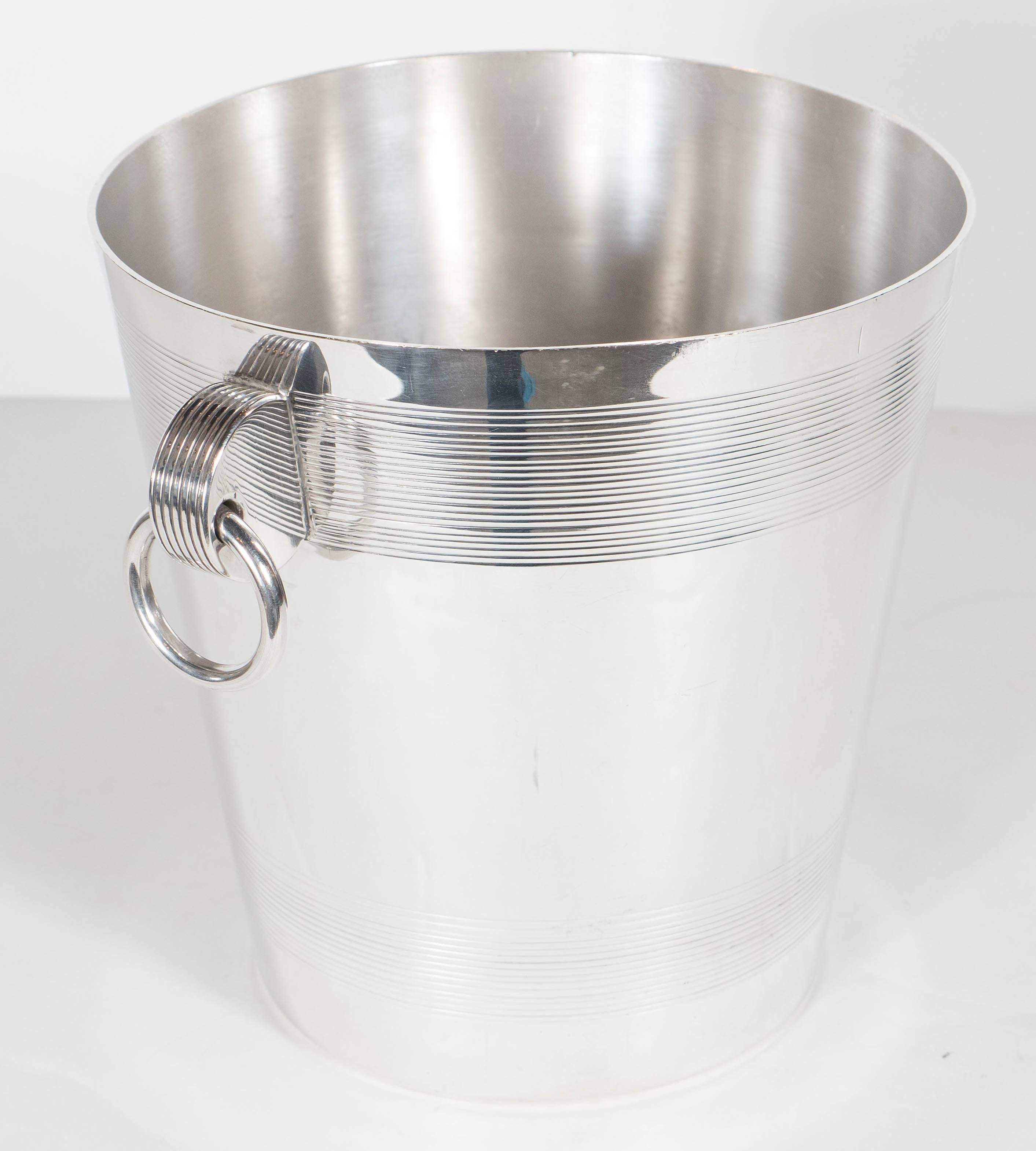 Mid-20th Century Handsome English Art Deco Silver-Plate Ice Bucket with Stylized Ring Handles