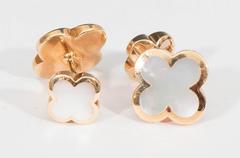 Van Cleef & Arpels 'Alhambra' Cufflinks in 18-Karat Gold and Mother-of-Pearl