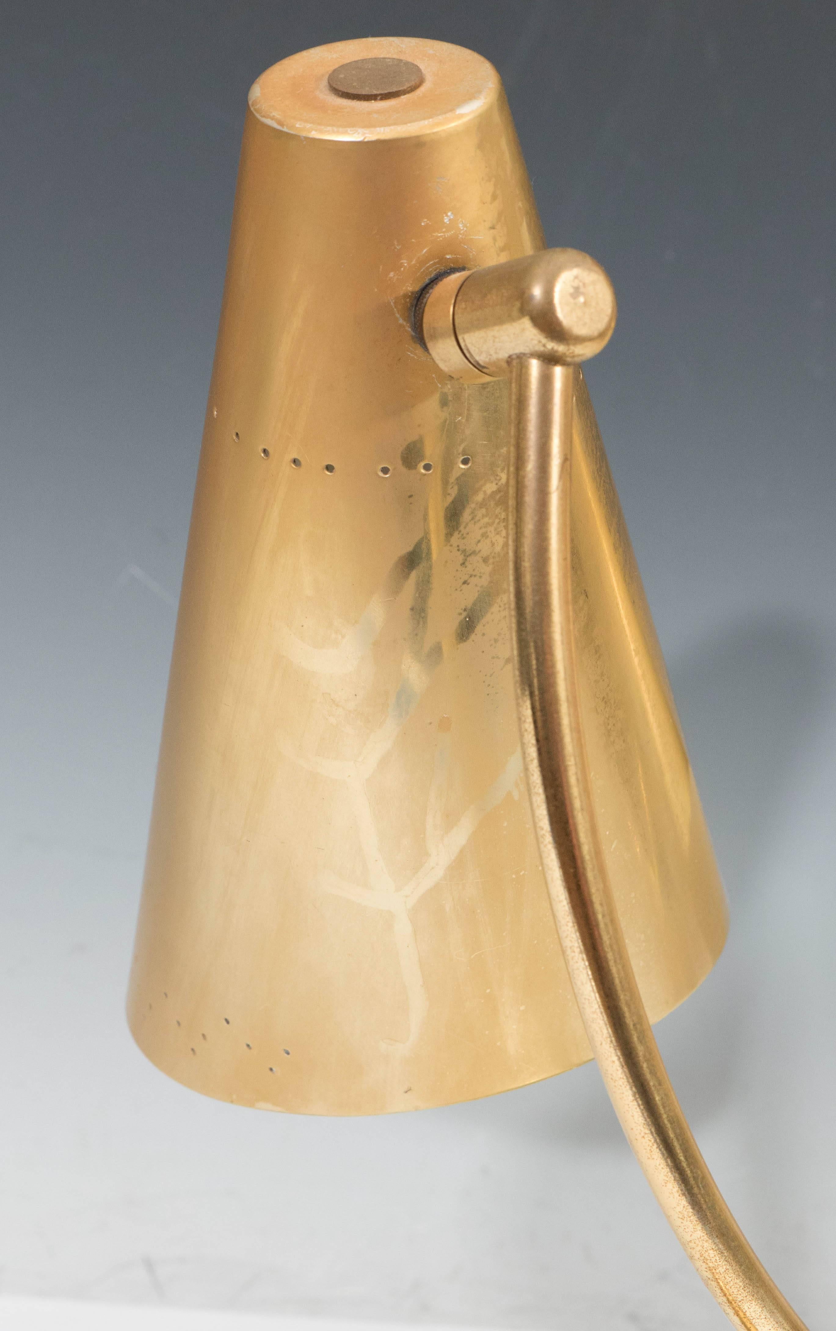 Mid-Century Modernist Two-Light Desk Lamp in Brass 5