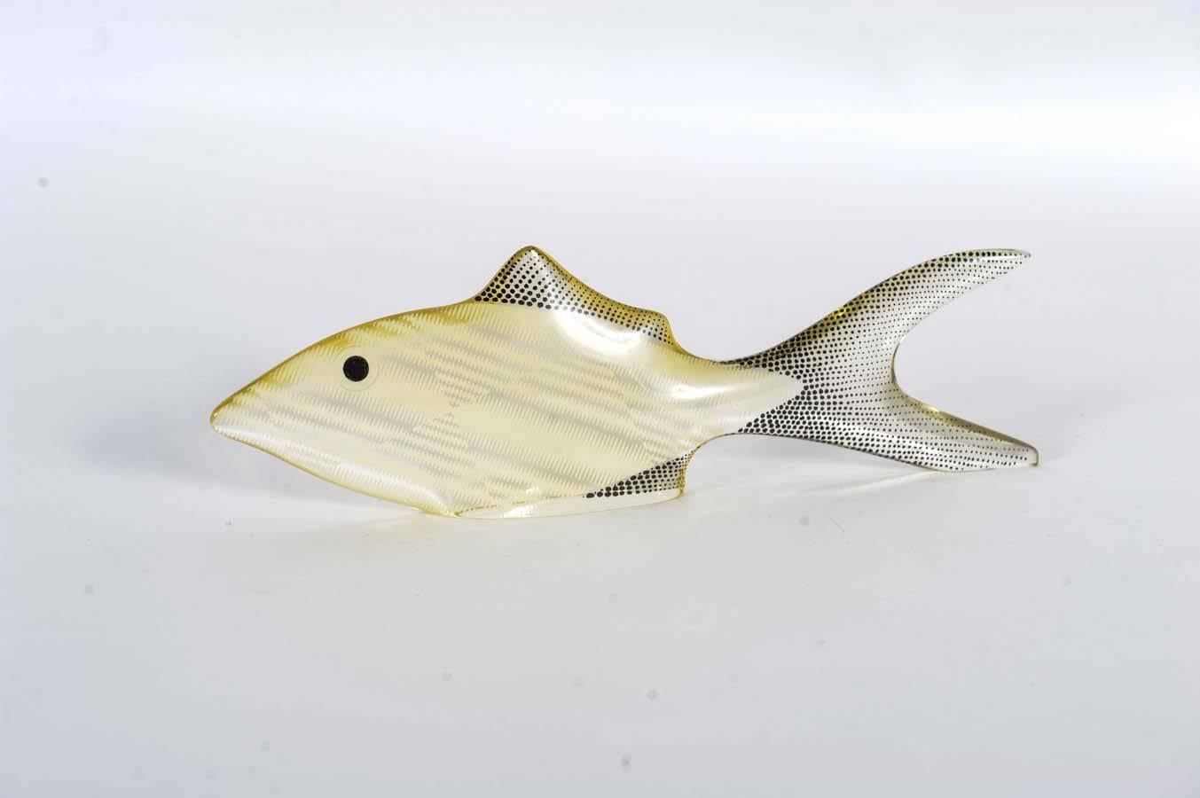 20th Century Set of 3 Midcentury Lucite Fish Designed by Brazilian Artist Abraham Palatnik For Sale