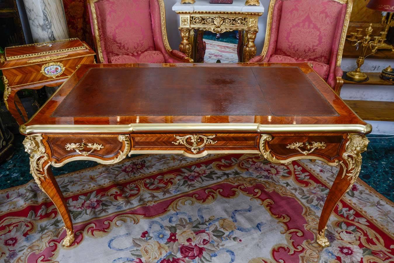 French Louis XV Style Bureau Plat Signed P. Sormani For Sale