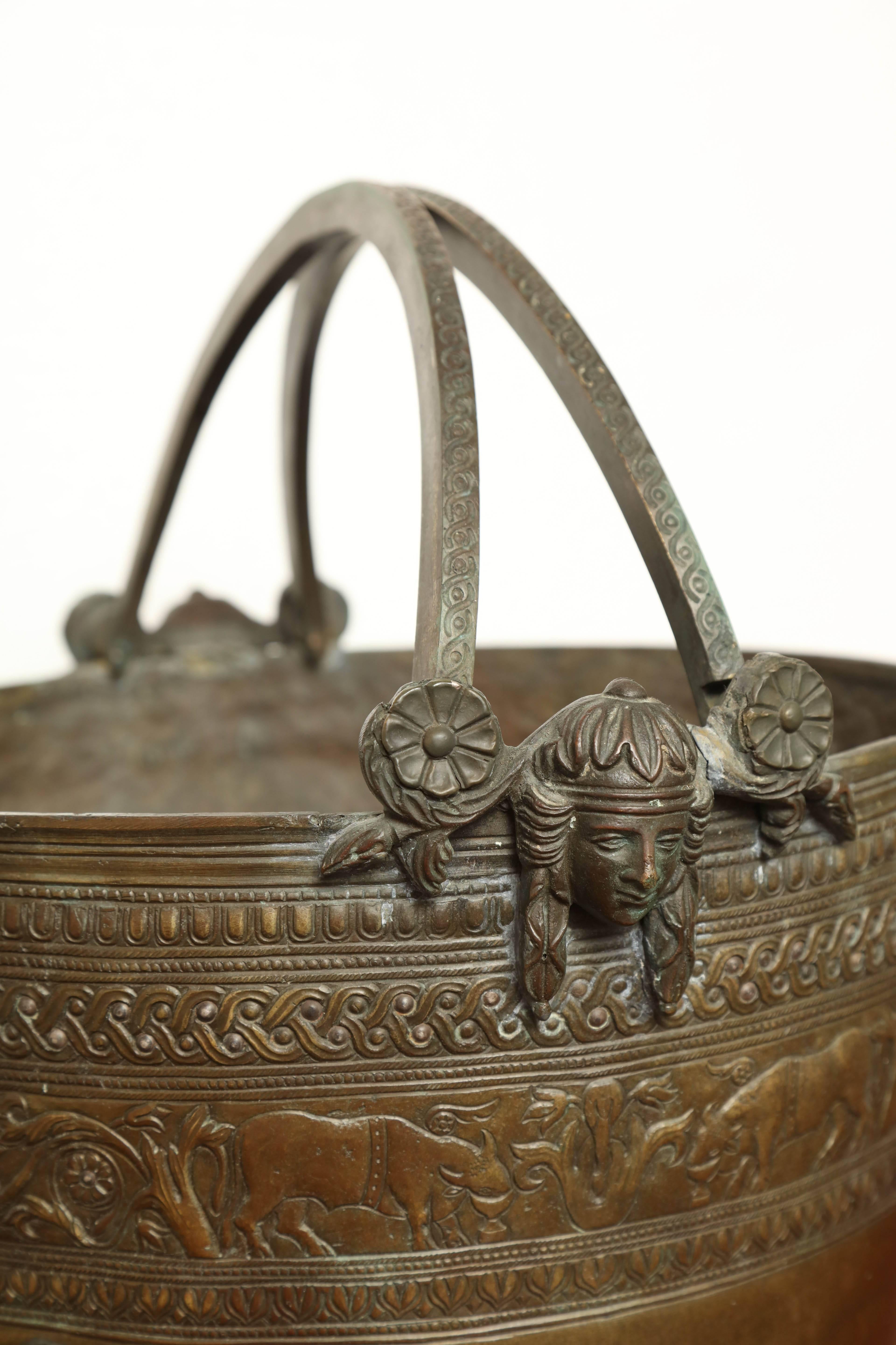 Late 19th Century Italian Neoclassical Bucket For Sale 6