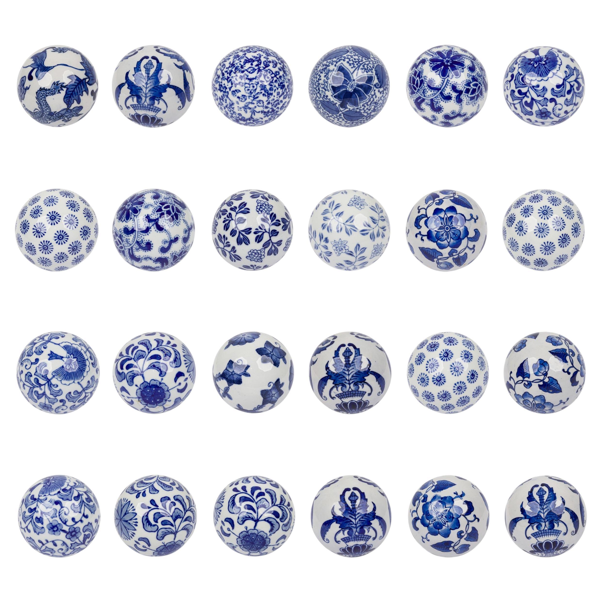 25 Dekorative Kugeln aus blauer und weißer Keramik im chinesischen Vintage-Stil