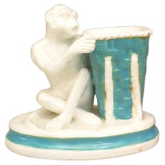 Vase singe victorien anglais