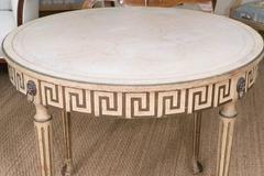 Italian Neoclassical Style Round Table