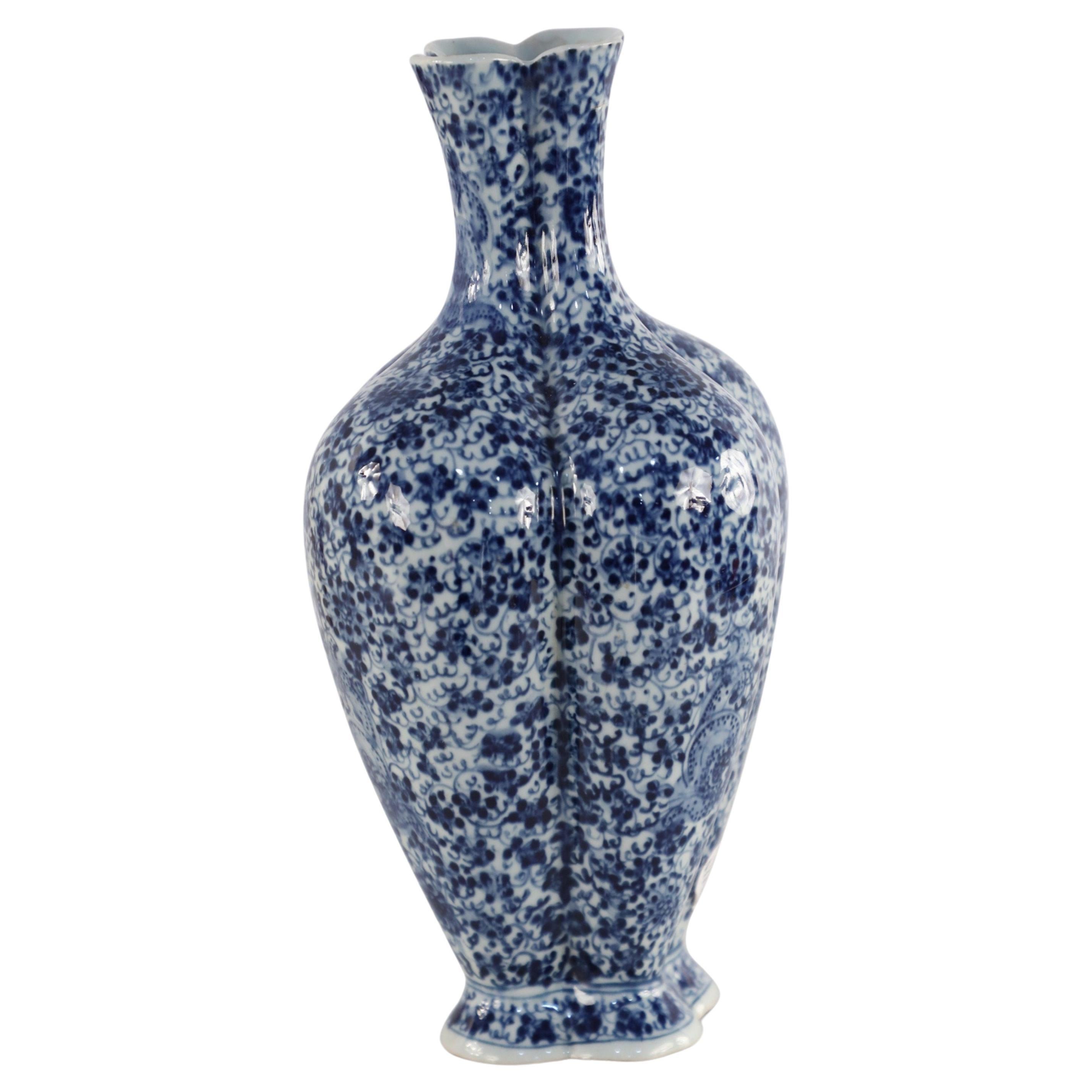 Chinese Qing Dynasty Style Lobed Blue Floral Porcelain Vase