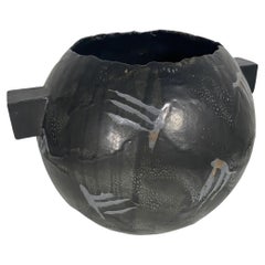 Vase en céramique roumaine, avec glaçure métallique