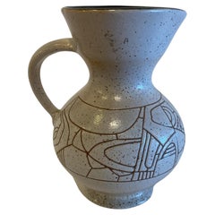 Brocca israeliana di metà secolo in ceramica smaltata Lapid Sgraffito