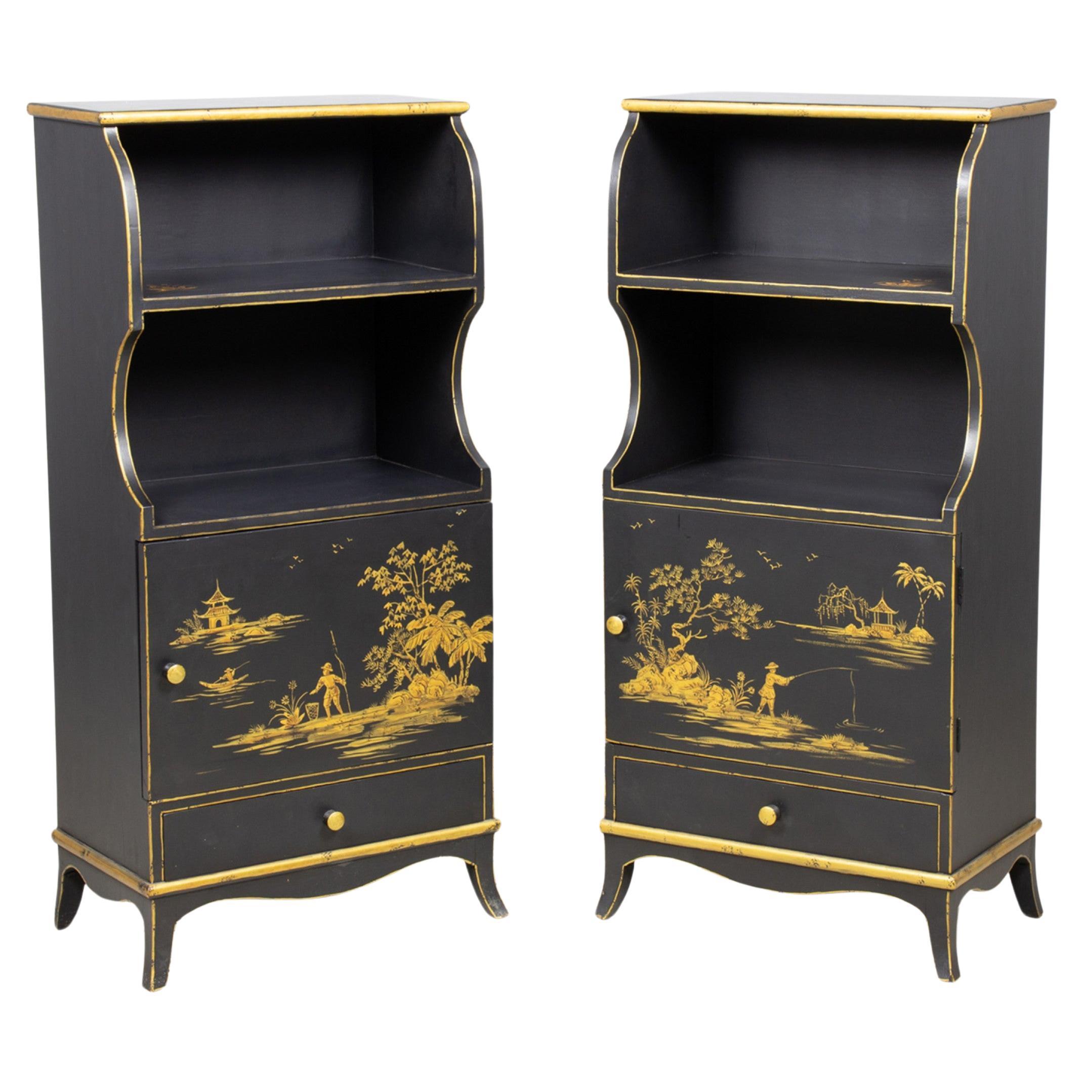 Pair of Vintage English Chinoiserie Gold and Black Painted Small Bookcases For Sale