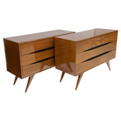 Fine Pair of Italian Mid-Century Modern Three-Drawer Commodes, Campo