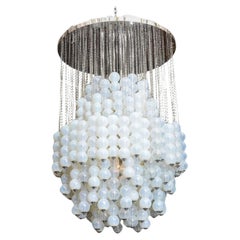 Monumental lustre moderne italien en chrome poli et verre, Mazzega