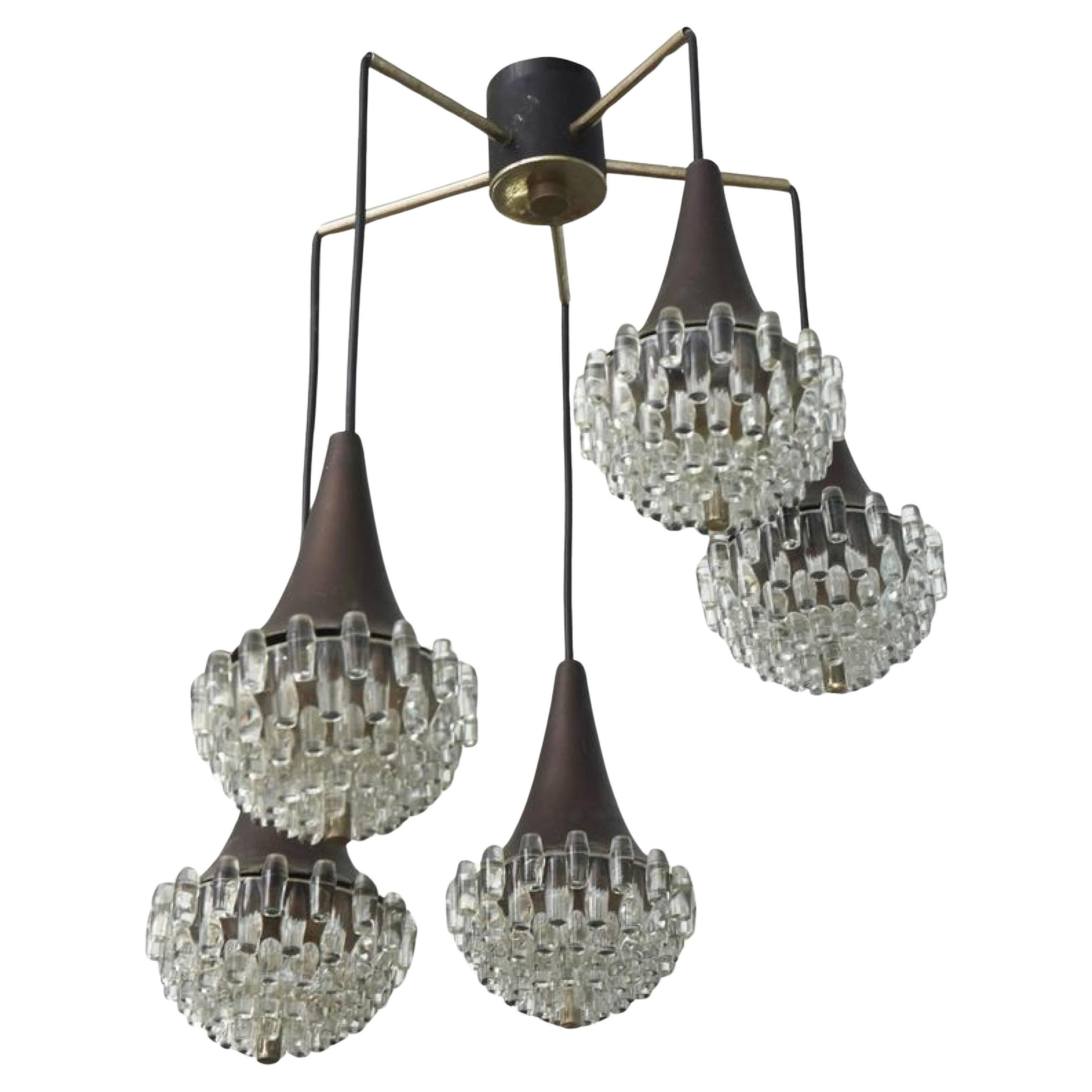 Lustre moderne italien à cinq lumières en bronze et verre à la manière de Max Ingrand en vente