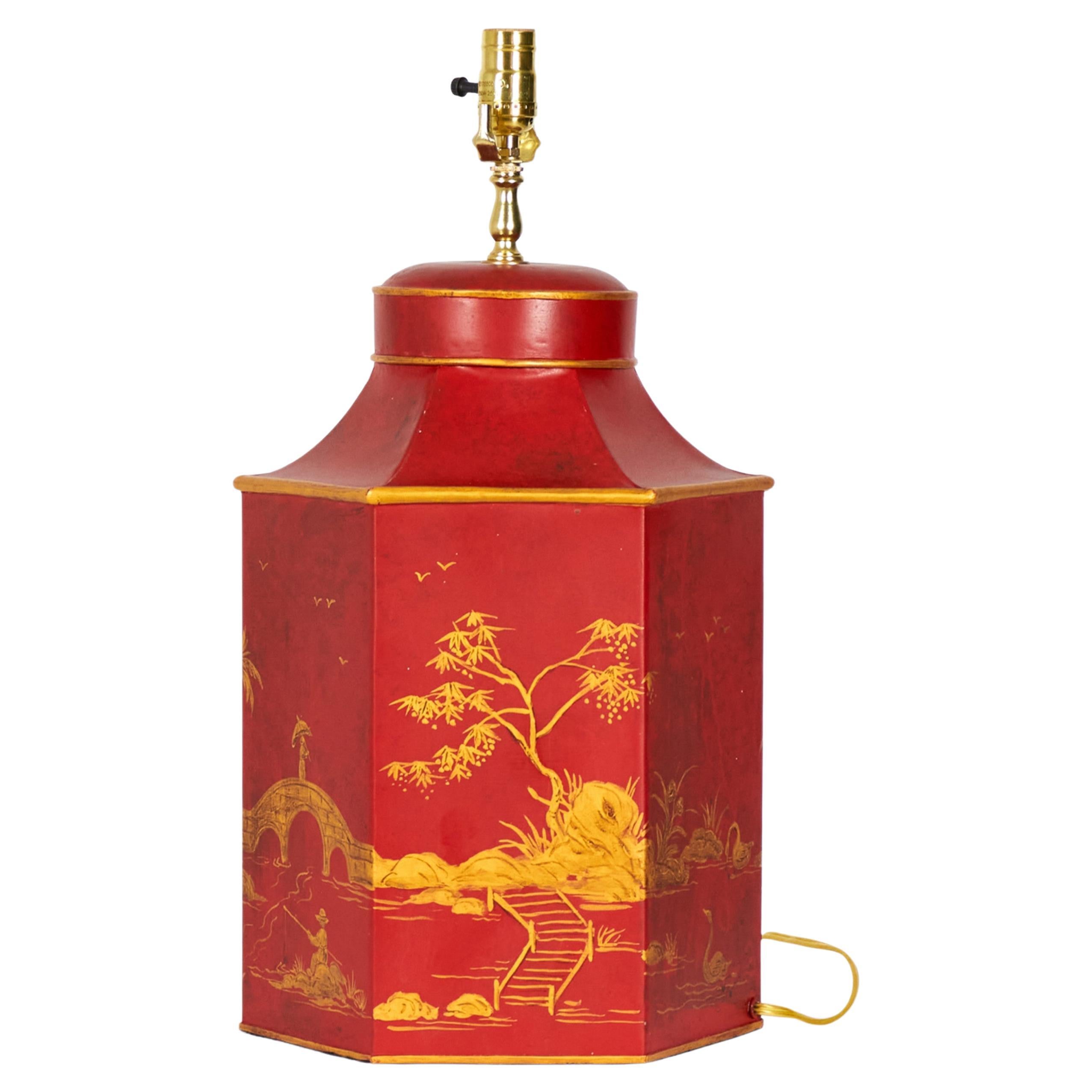 Vintage English Chinoiserie Sechseckige Handgemalte Tole Tea Caddy Tischlampe