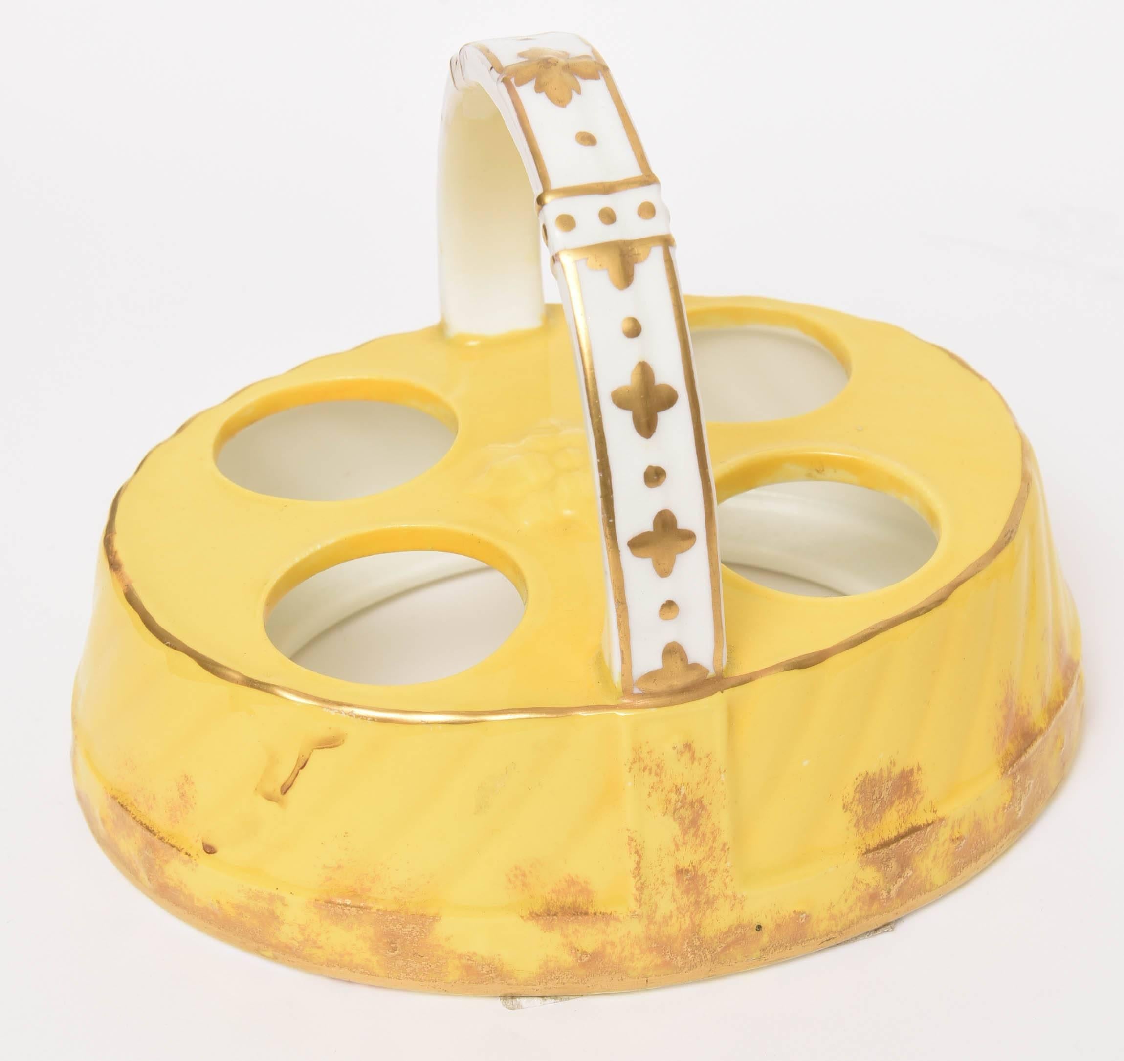 Antique English Egg Coddler Set, Rare Yellow Color for Four, Hand Decorated Gold In Good Condition In West Palm Beach, FL