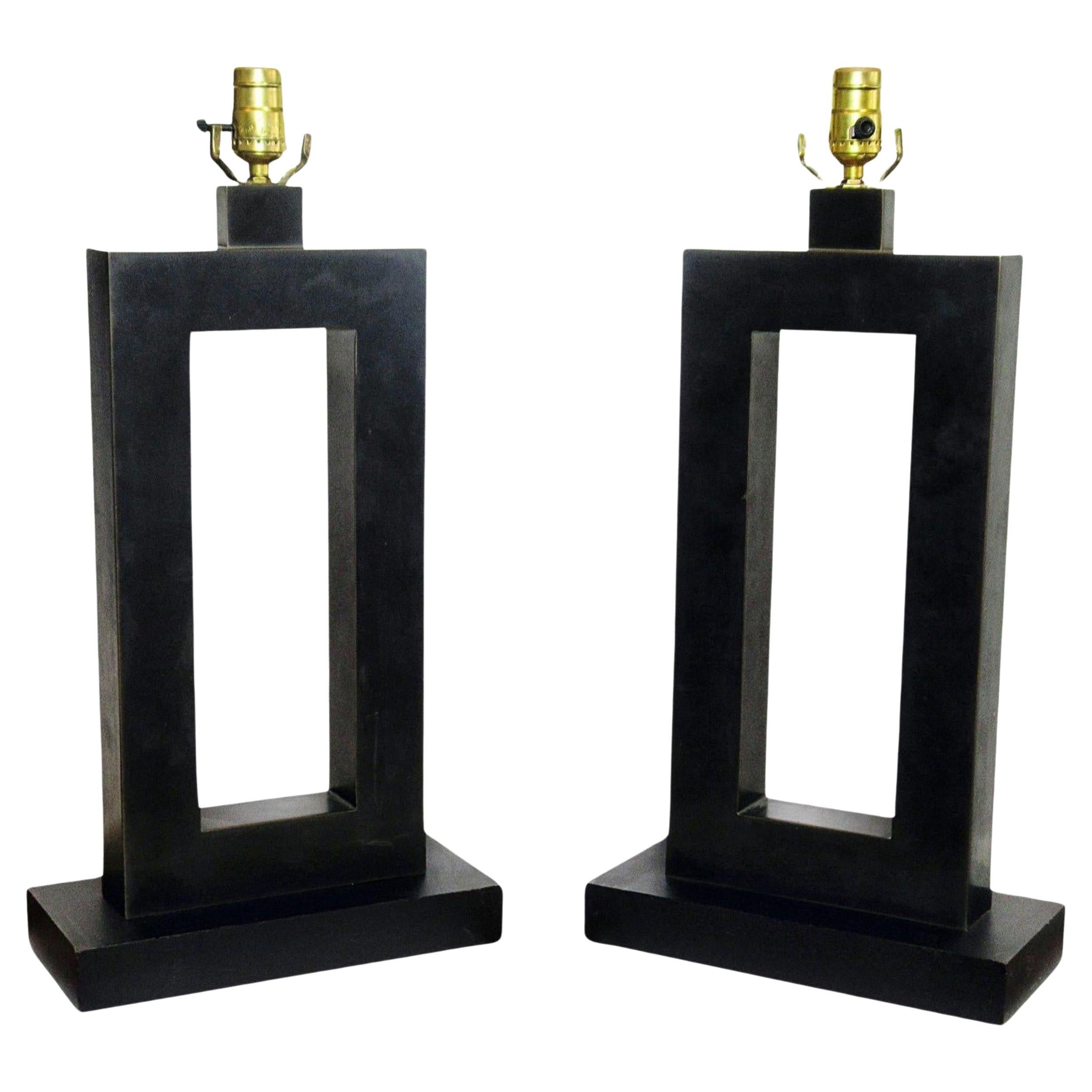 Coppia di lampade da tavolo moderne americane in bronzo strofinato, Laurel Lamp Company