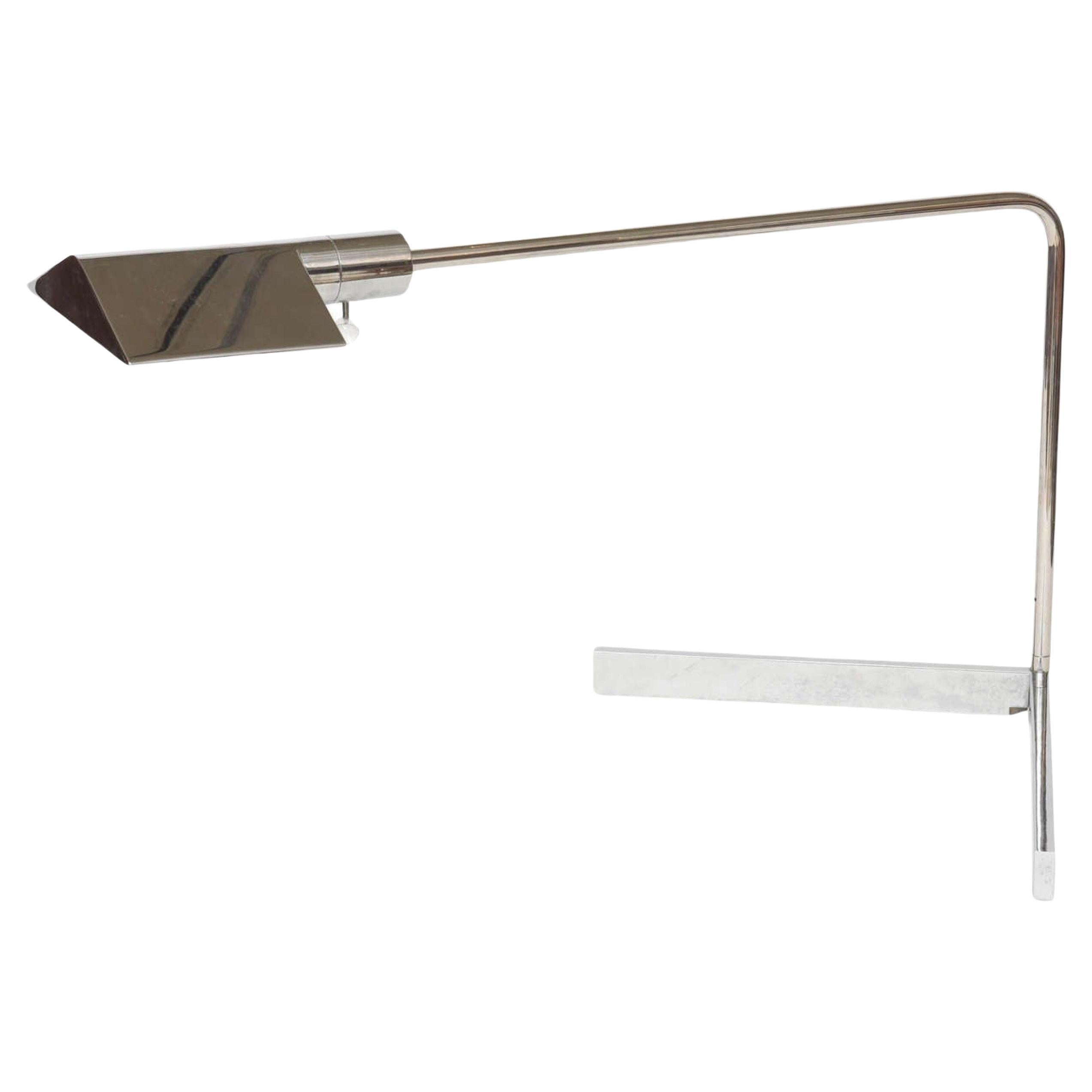 Lampe de bureau moderne américaine en chrome poli du début de l'ère Cedric Hartman