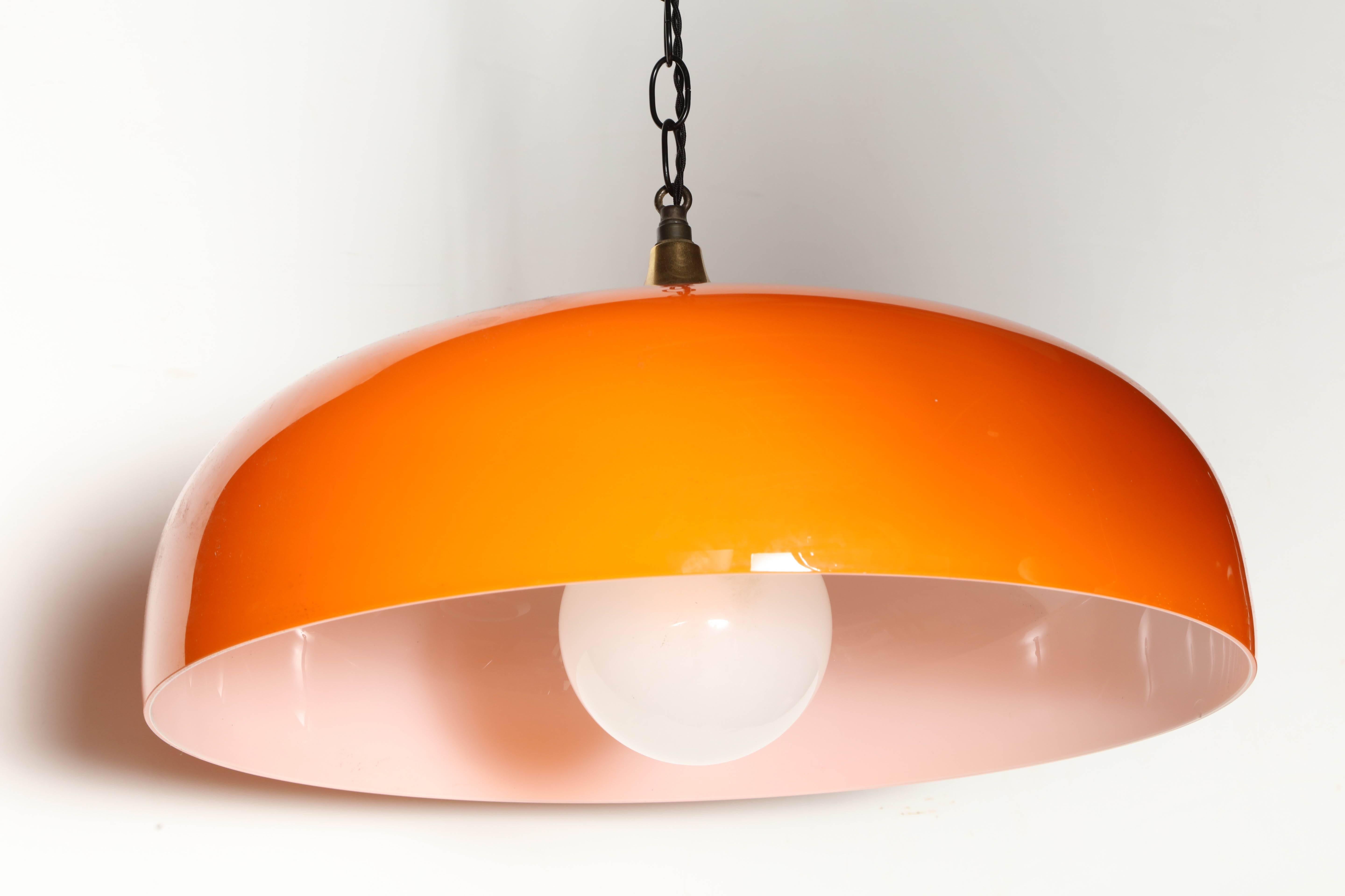 Italian 1950s Murano, Venini & Co. Round Pendant in Orange and White Cased Glass For Sale