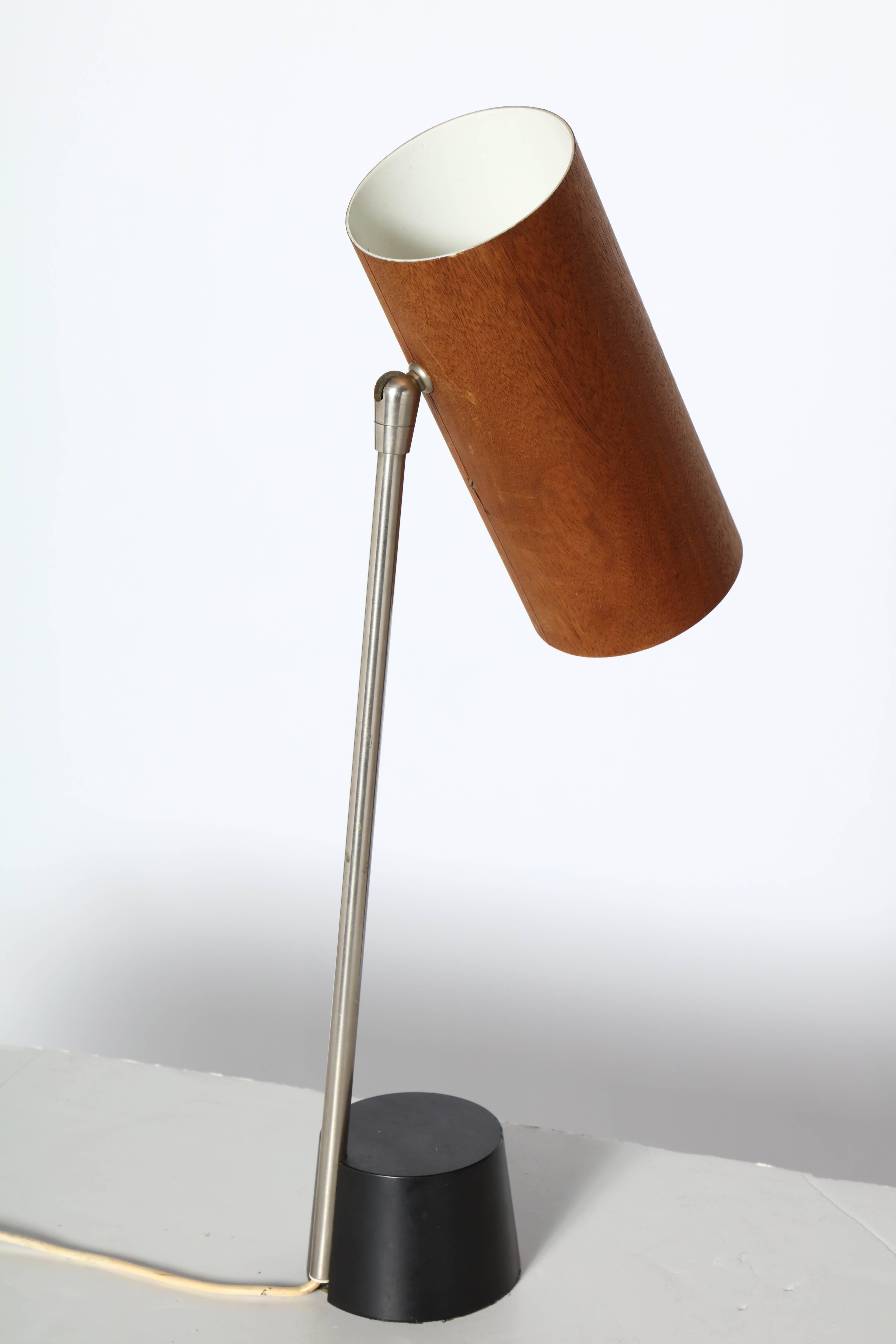 Metal George Nelson Holzzylinder Nickel Desk Lamp with Walnut Veneer Shade. Circa 1960